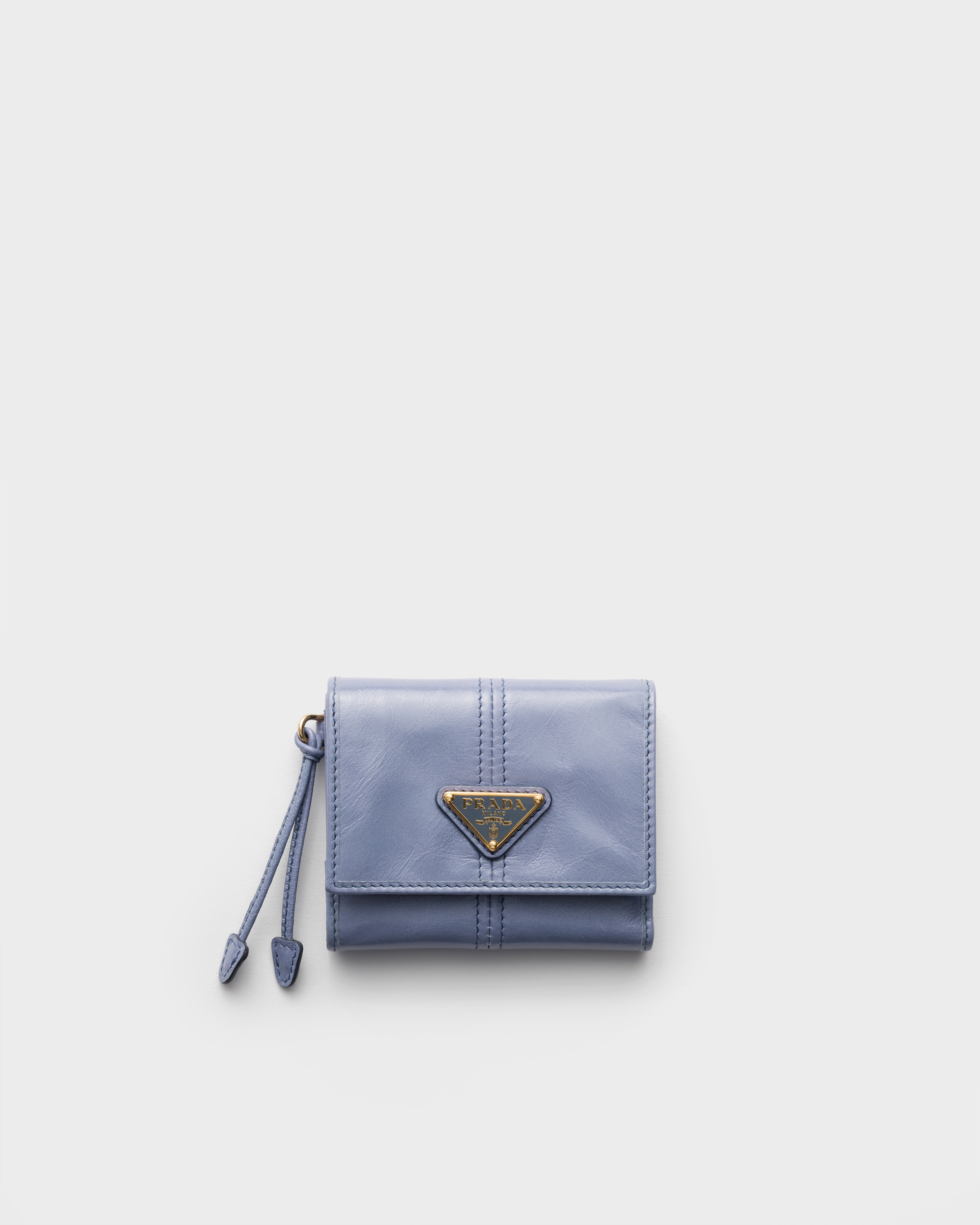 Cartera pequeña de piel