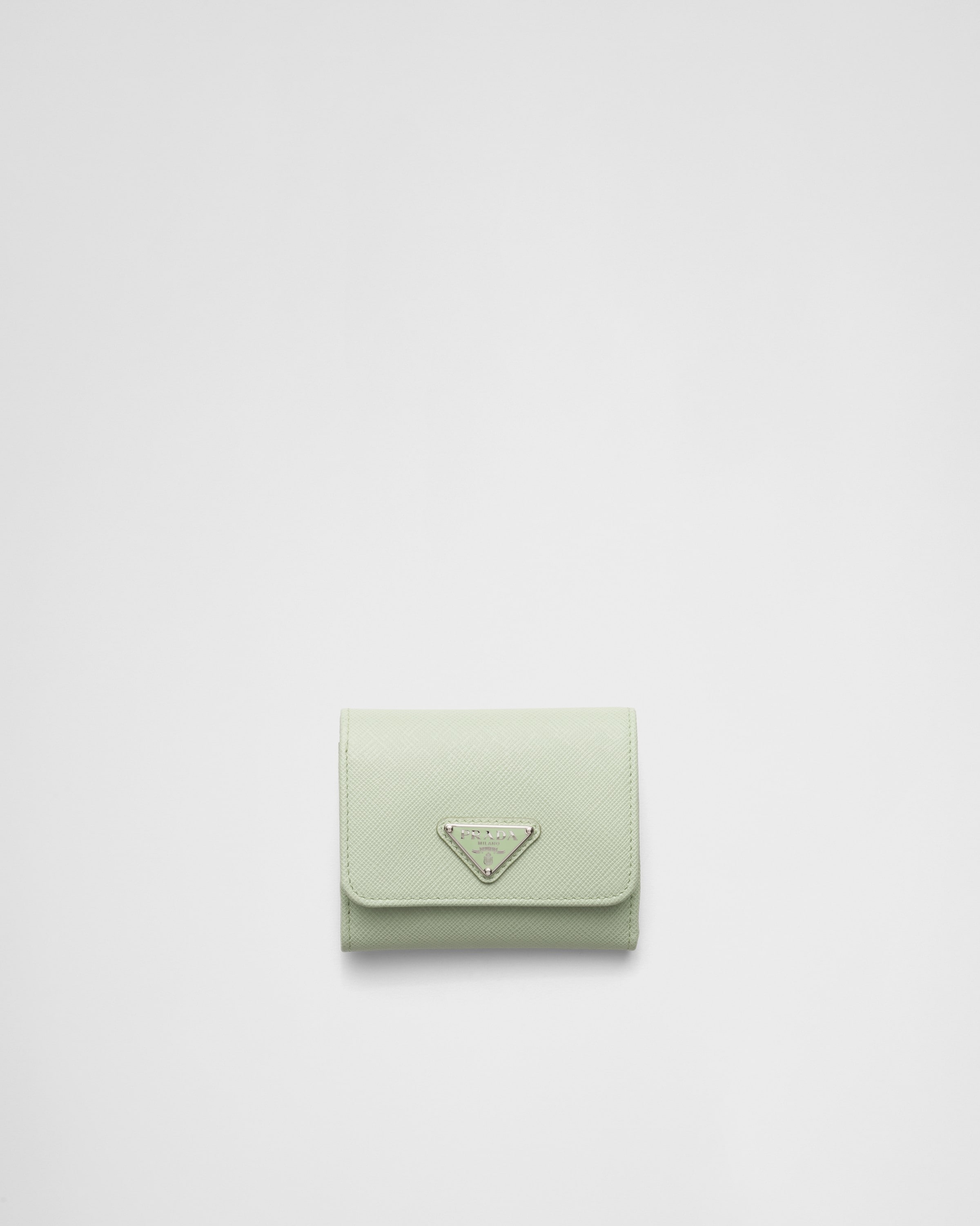 緑財布の人気ブランドおすすめ|PRADA(プラダ)