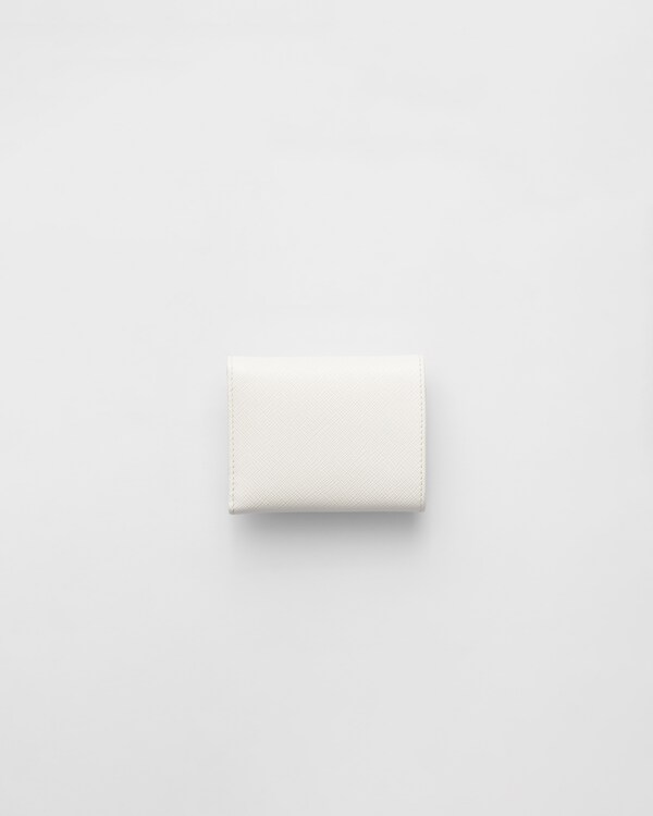 Carteira pequena em couro Saffiano Carteira pequena em couro Saffiano