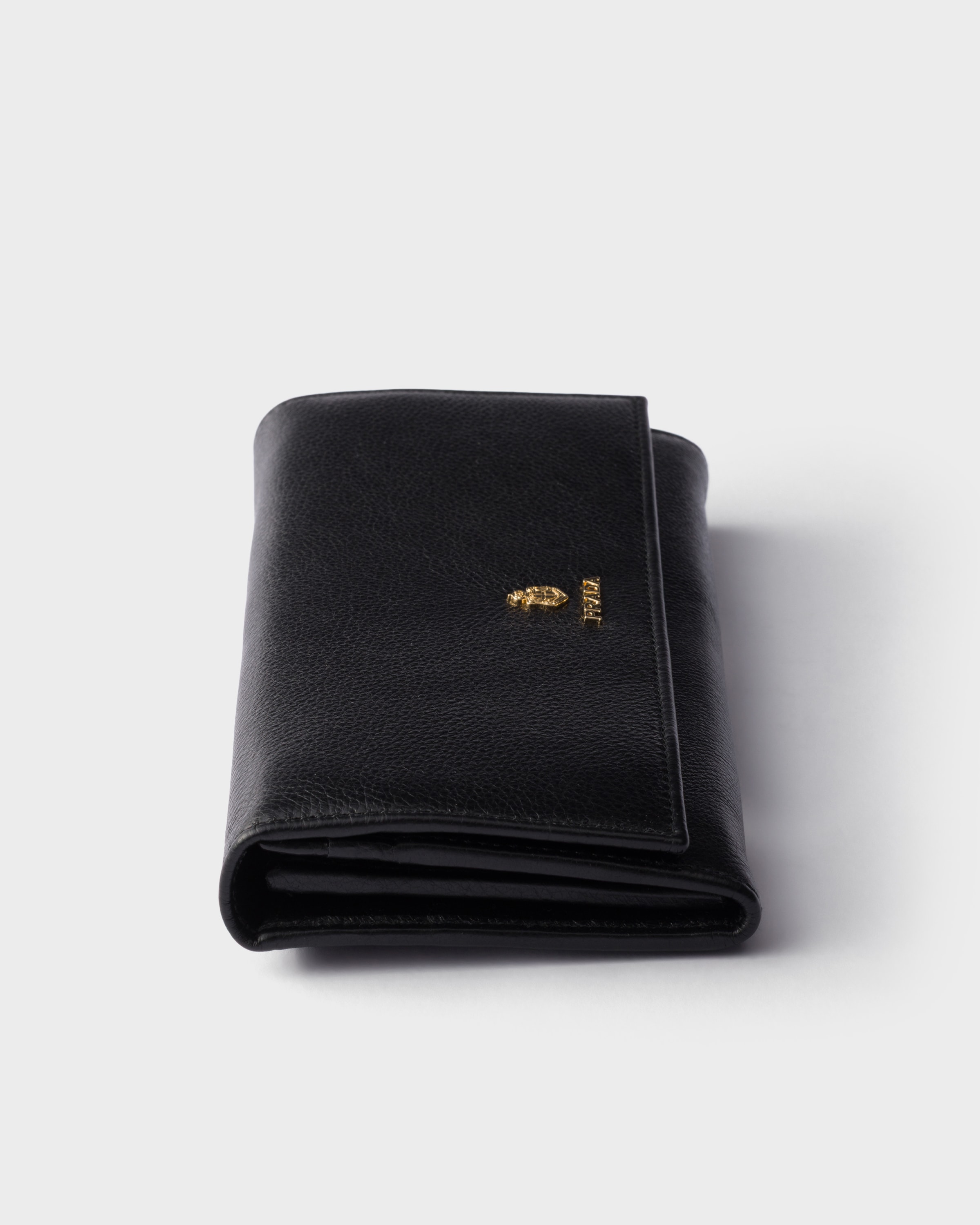 PRADA ブラック 財布 ブラック ラージレザー 財布 | PRADA - 日本