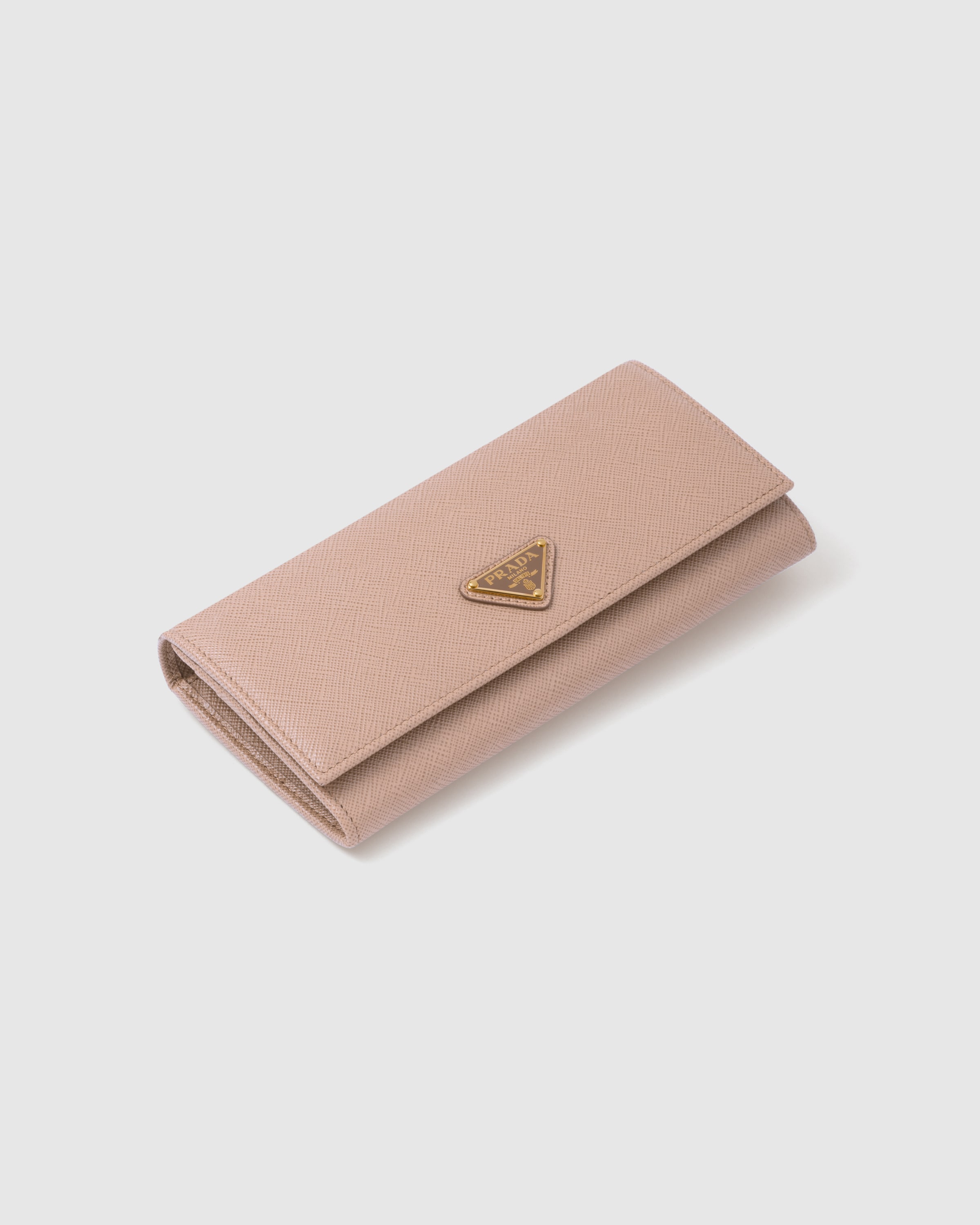 ピンクベージュ サフィアーノトライアングル 長財布 | PRADA