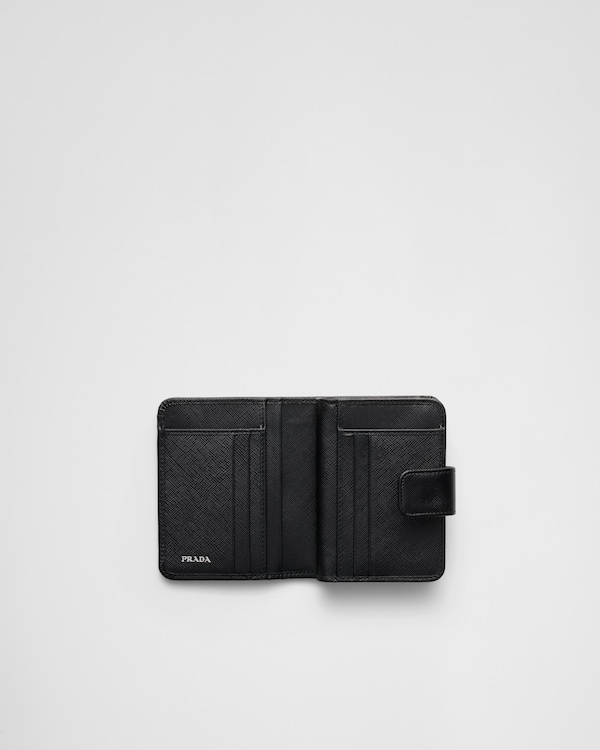 Kleines Portemonnaie aus Saffiano Leder Kleines Portemonnaie aus Saffiano Leder