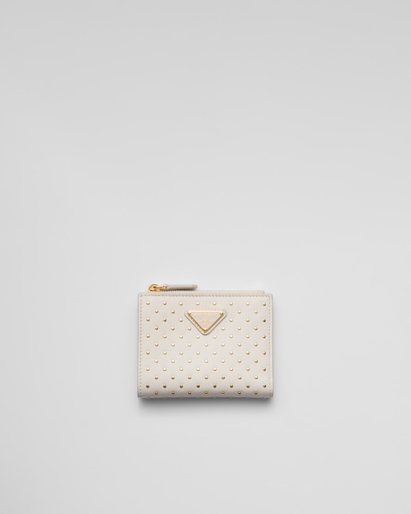 最新な スタッズドレザー ホワイト ジップアラウンド長財布 PRADA | 小物