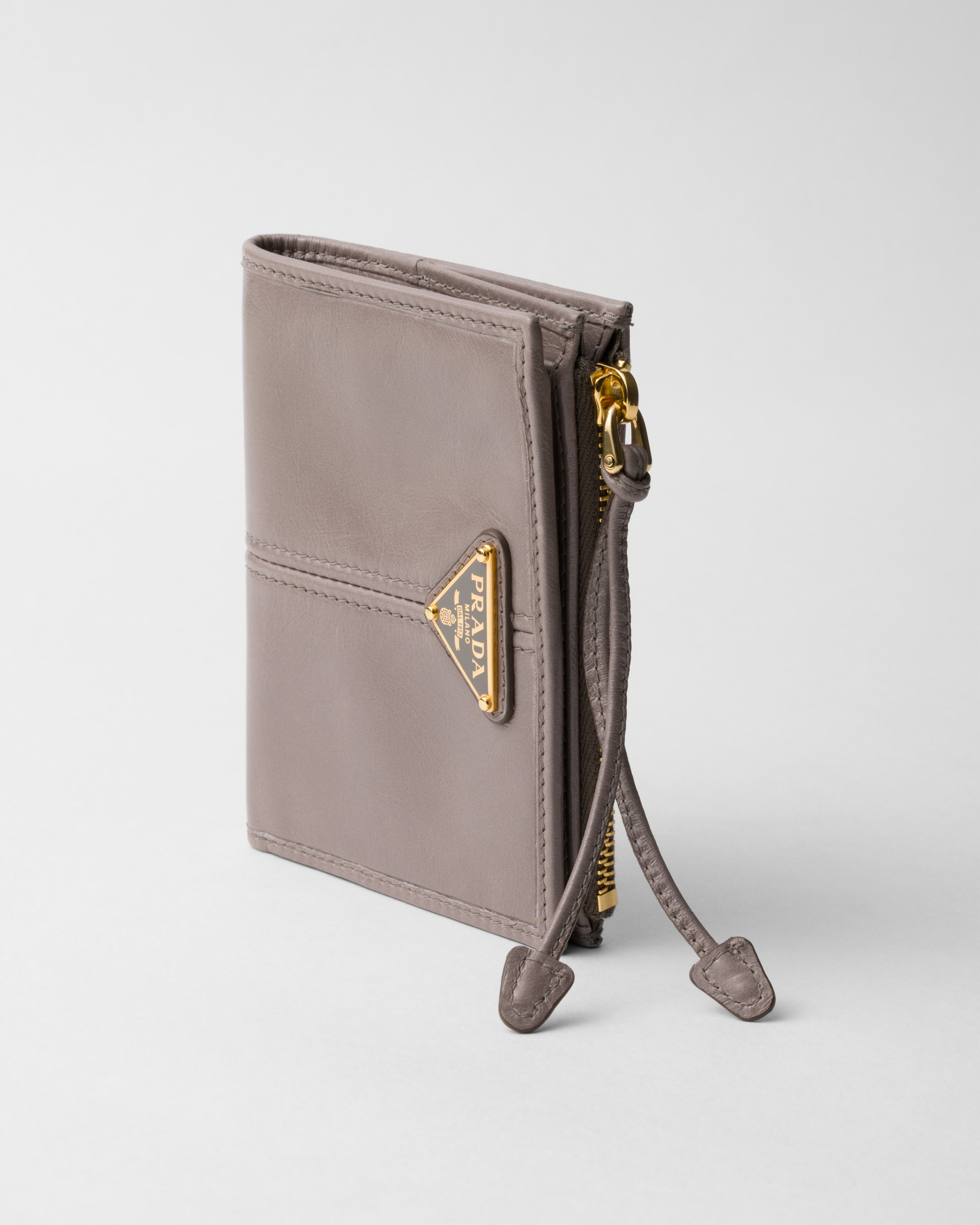 グレー ソフトルックスレザー 財布 | PRADA