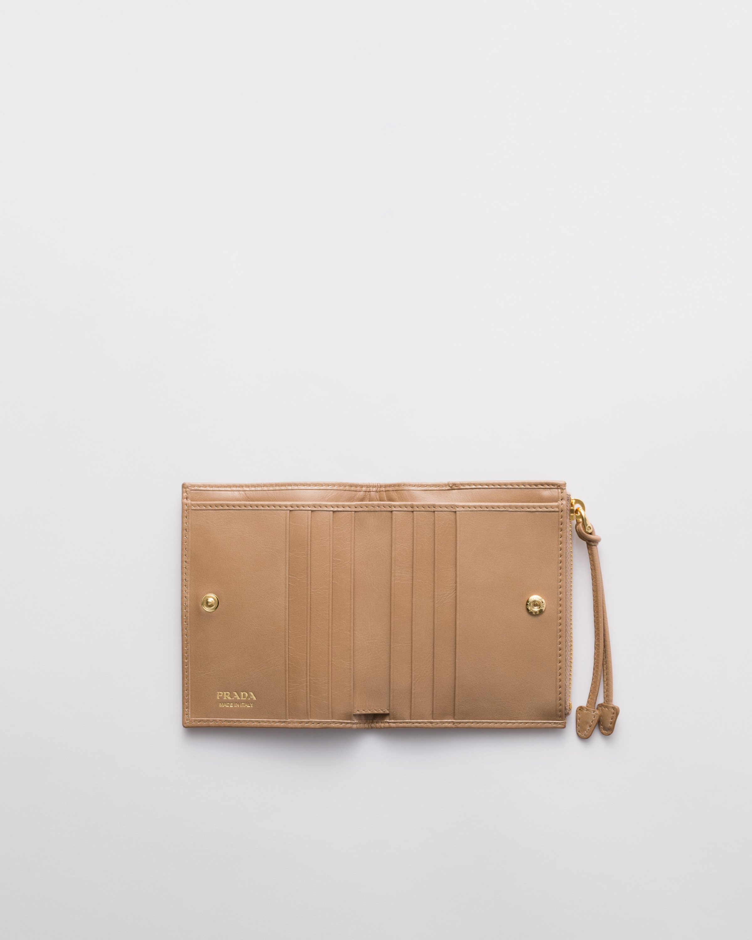 【PRADA】サフィアーノ レザー コンパクトウォレット 1ME001 ブラック サフィアーノレザー 財布 | PRADA