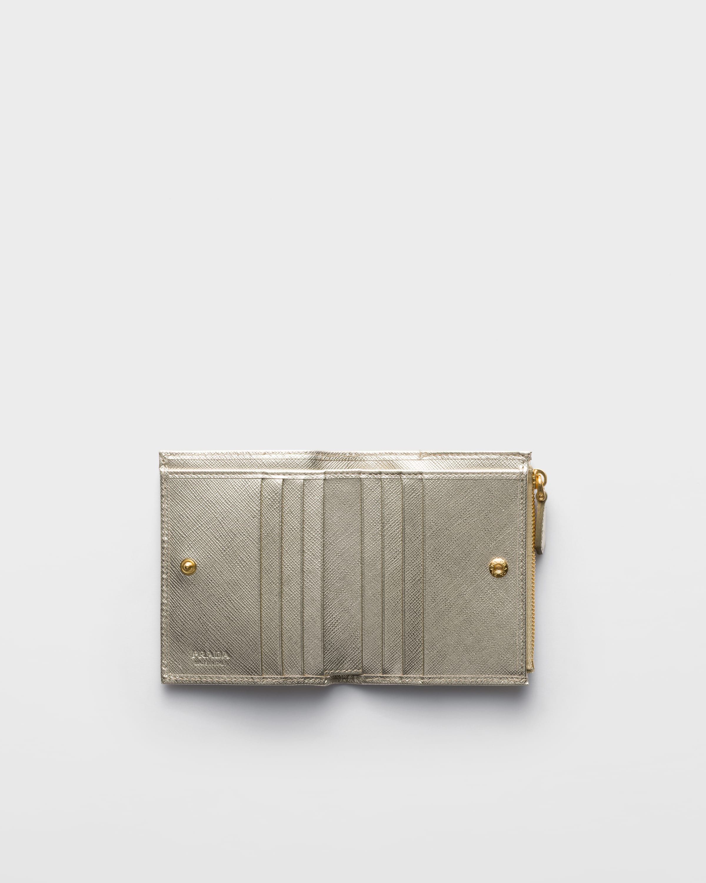 小物 Prada Perforated Leather Compact Wallet 1ML050_QHH_F0846_SLO.jpg