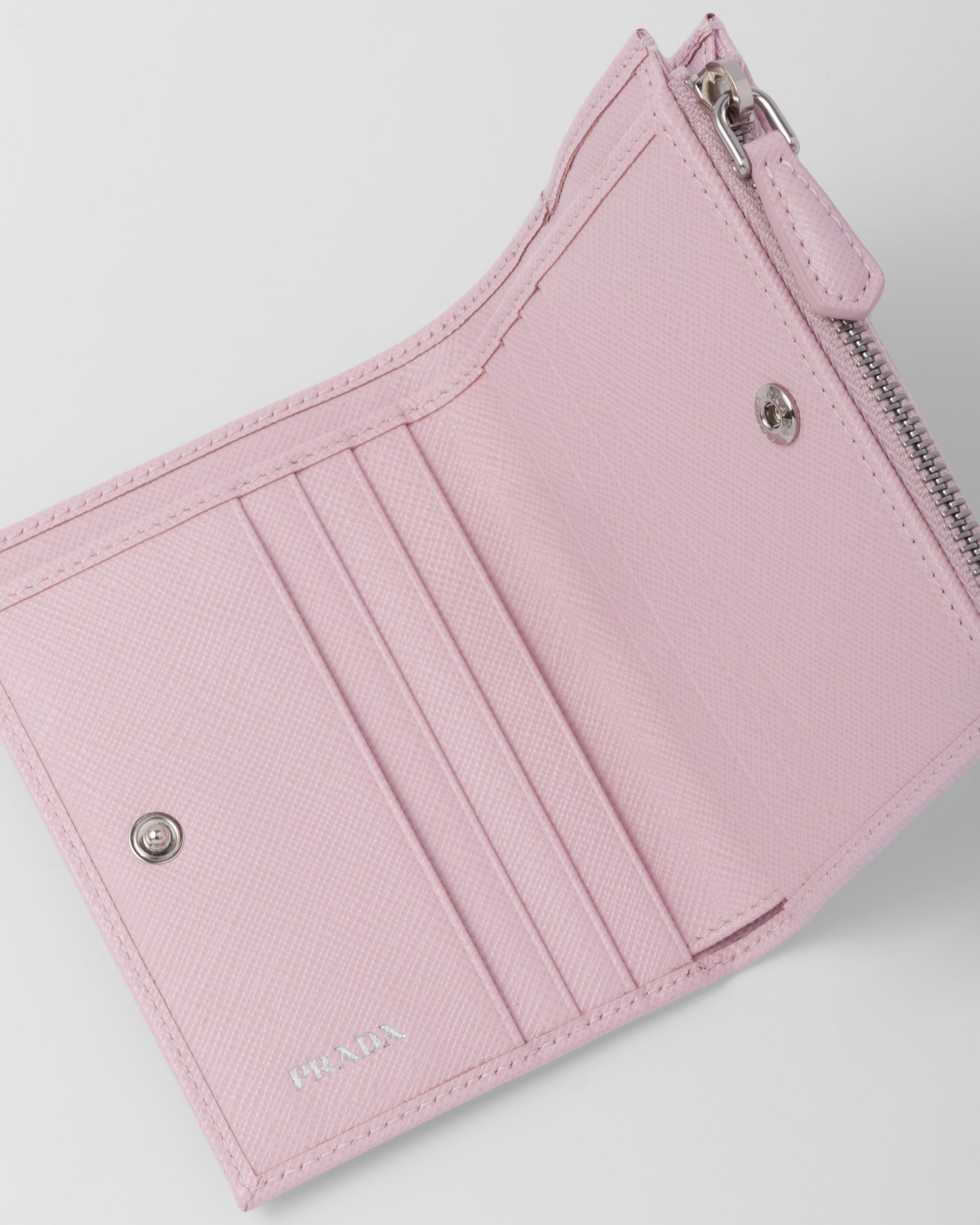 ♡PRADA♡ドゥーブレ♡サフィアーノ♡ビアンコ♡美品♡即購入OK♡ PRADA プラダ サフィアーノトライアングル 財布 レディース