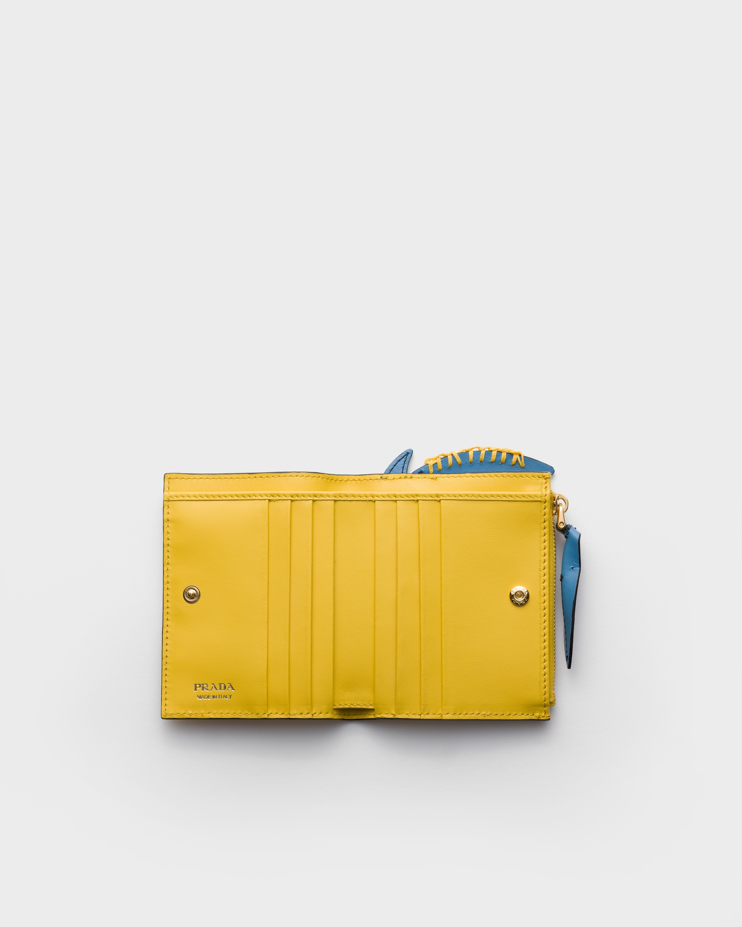 ウェーブ/パパイヤ スモールレザー 財布 | PRADA - 日本 ウェーブ/パパイヤ スモールレザー 財布 | PRADA - 日本