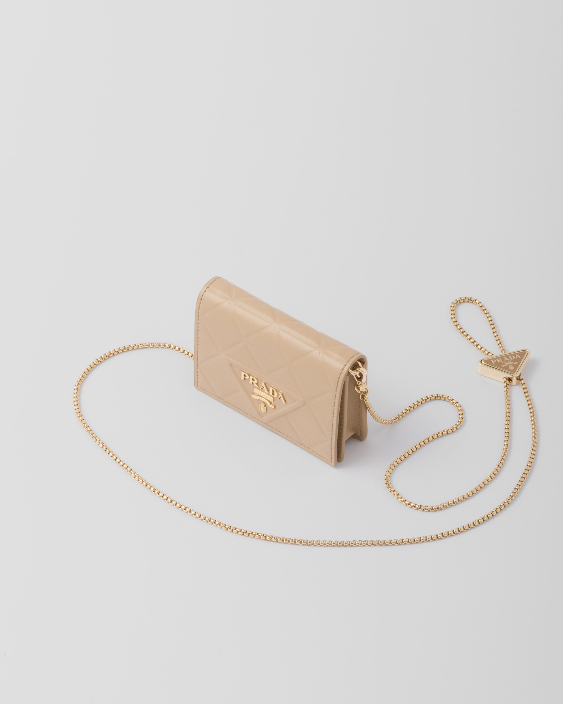Caradoc Padded Cardholder with Strap