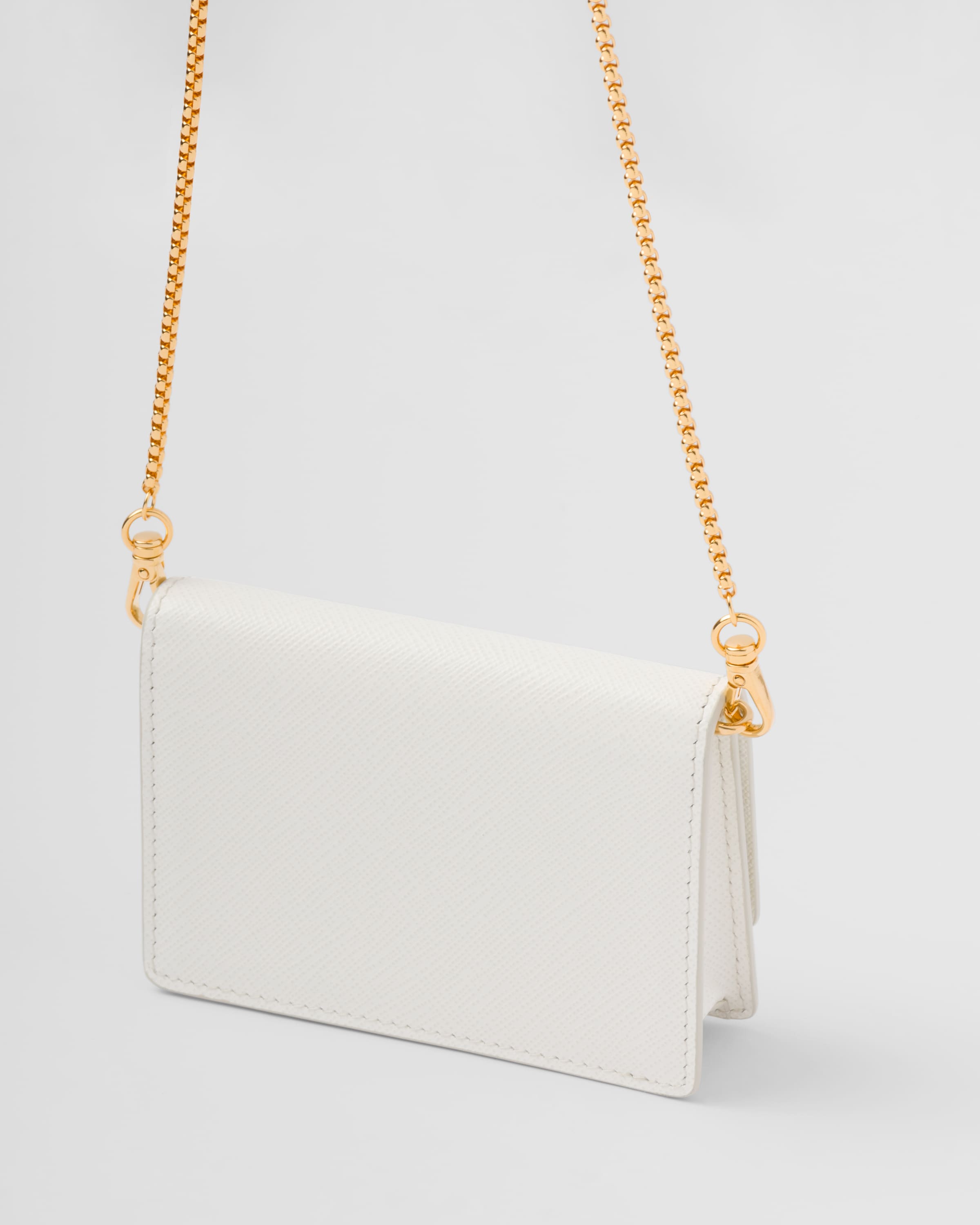 【直営店買付】プラダ☆Saffiano ストラップ付ホルダー☆1MR034 直営店買付】プラダ☆ストラップレザーカードホルダー☆1MR034