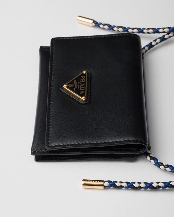 Porte-cartes avec bandoulière en cuir Porte-cartes avec bandoulière en cuir