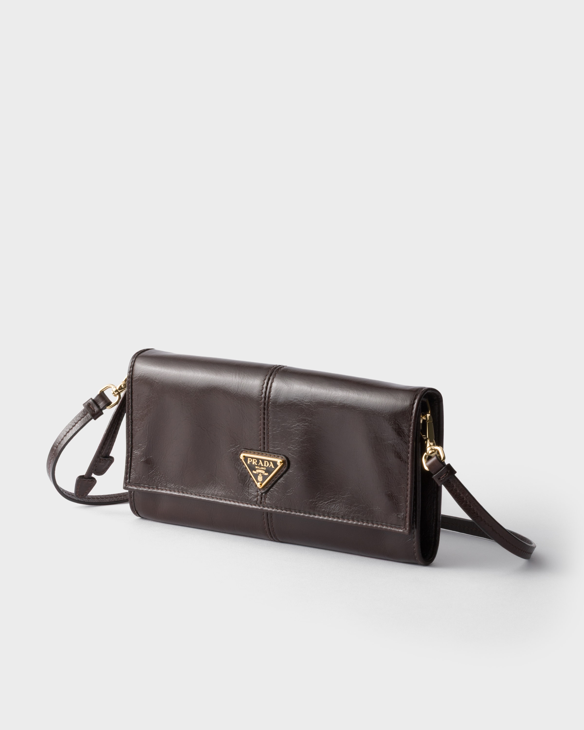 ダークブラウン ショルダーストラップ付レザー 財布 | PRADA - 日本