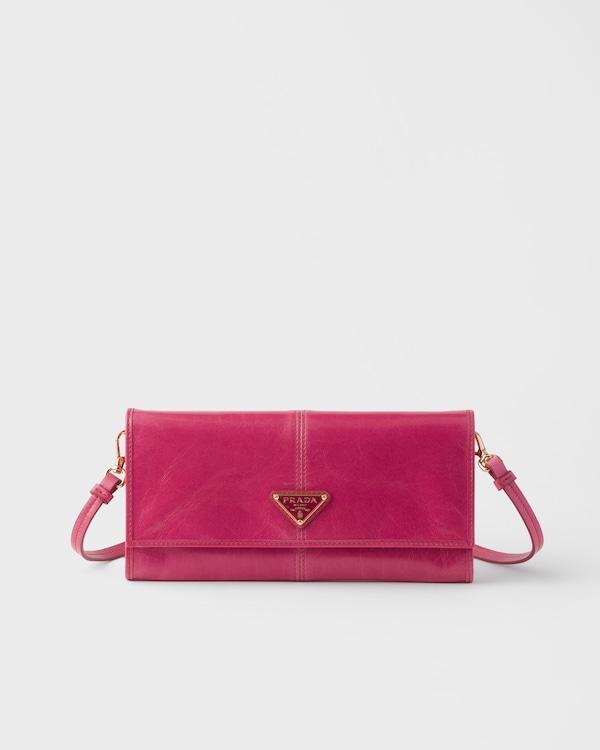 محفظة من الجلد بحزام كتف - زهري عود الريح محفظة من الجلد بحزام كتف - زهري عود الريح