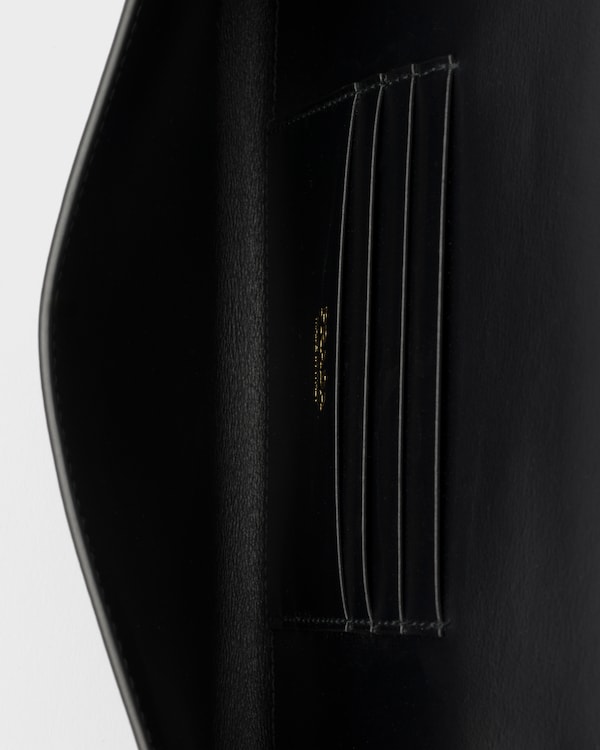 Leather wallet with shoulder strap - Black Leather wallet with shoulder strap - Black