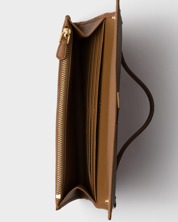 ショルダーストラップ付 サフィアーノレザー財布 - キャラメル ショルダーストラップ付 サフィアーノレザー財布 - キャラメル