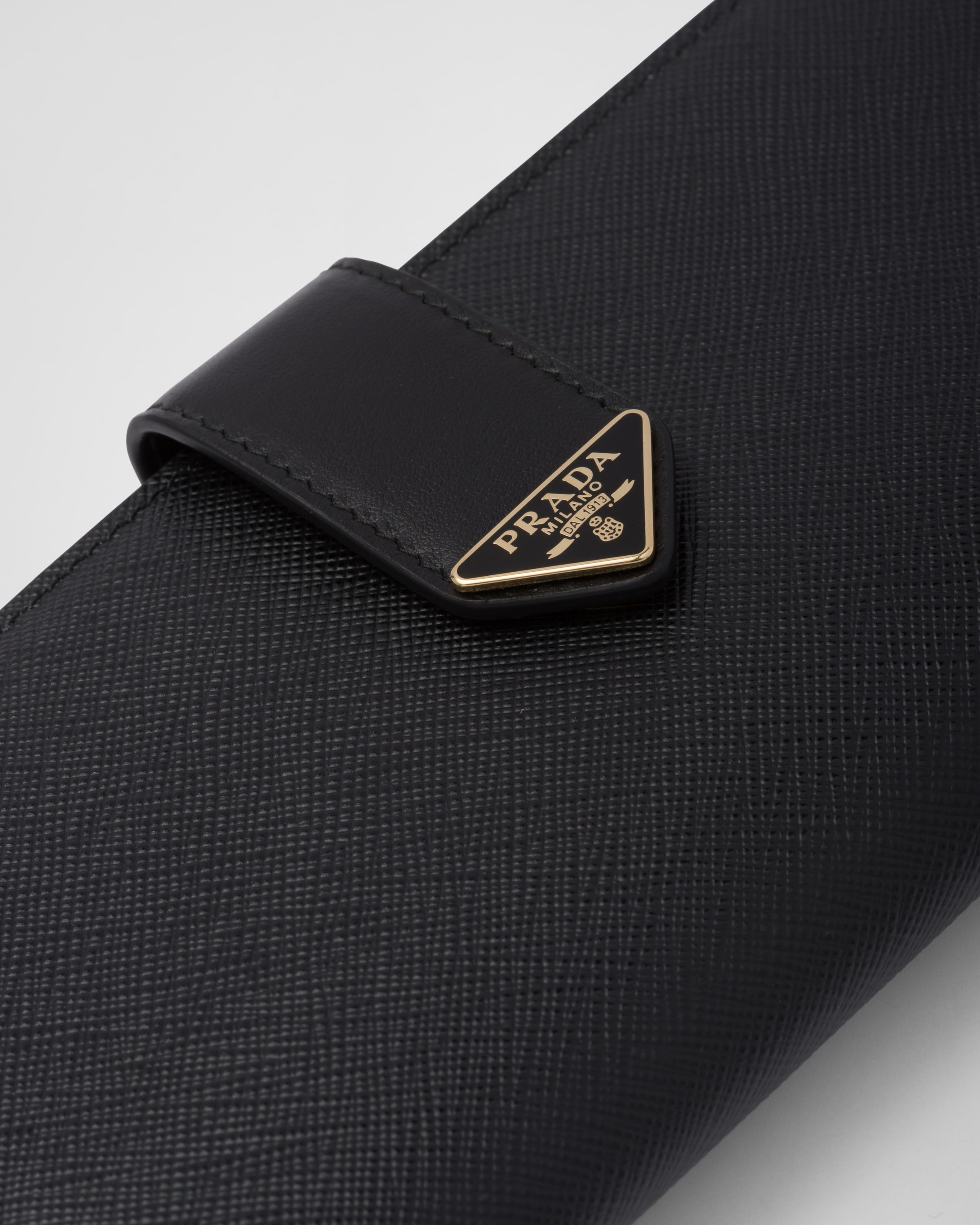 ブラック サフィアーノタブ 財布 | PRADA ブラック サフィアーノタブ 財布 | PRADA