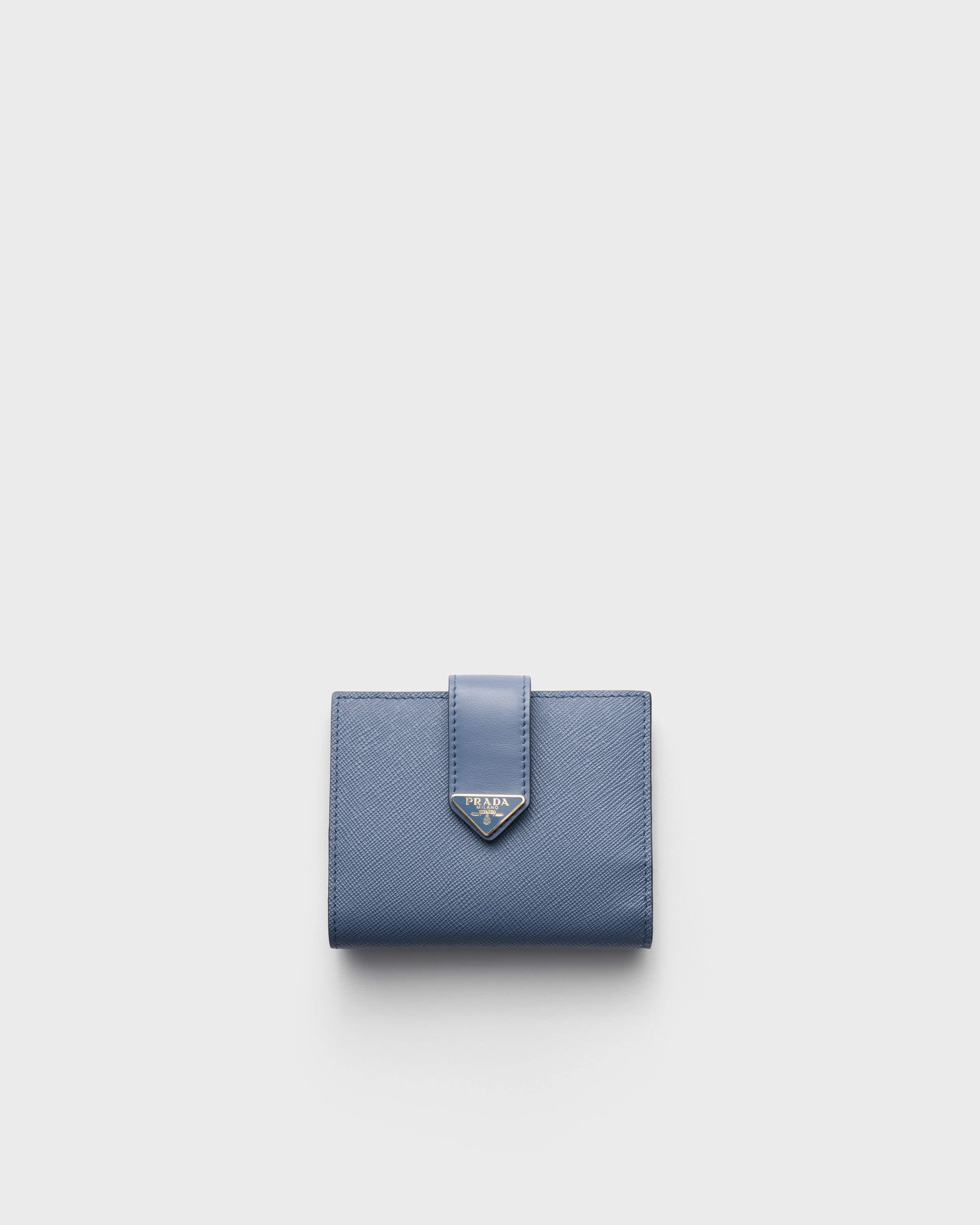 ネイビーの財布人気ブランドおすすめ｜PRADA（プラダ）