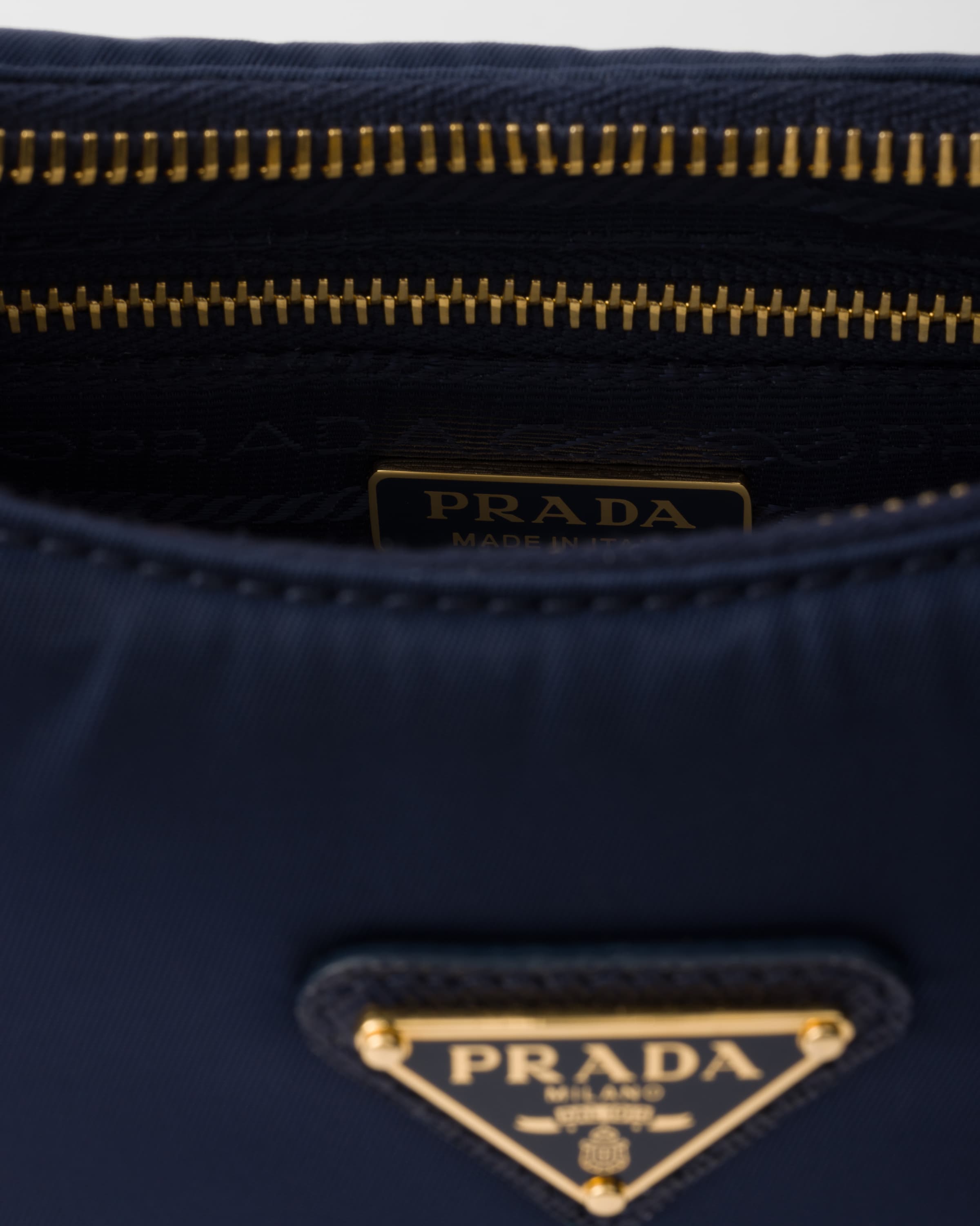 Mini sac Prada Re-Edition 2005 en Re-Nylon 