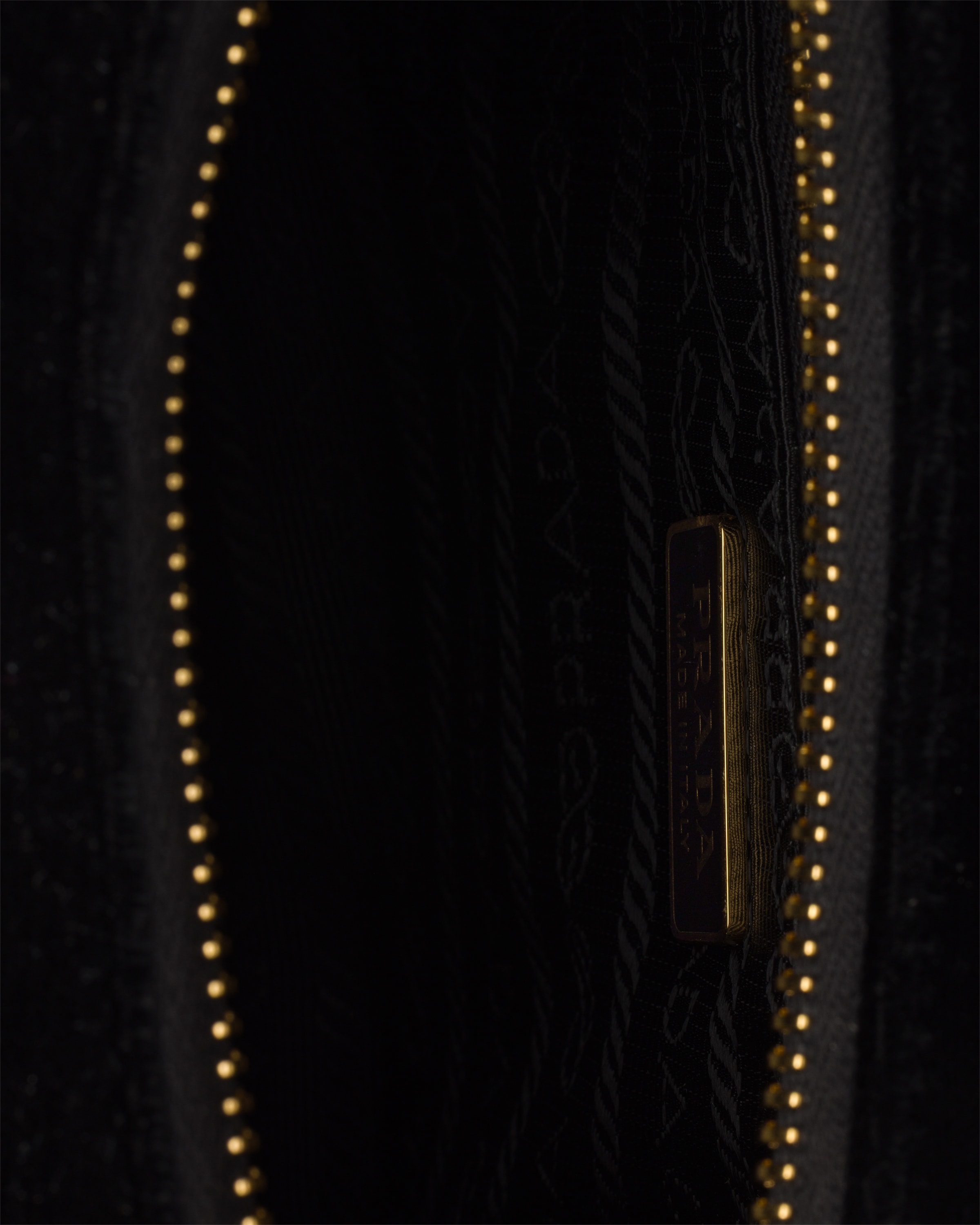 Prada Re-Edition 2005 velvet and Saffiano mini bag