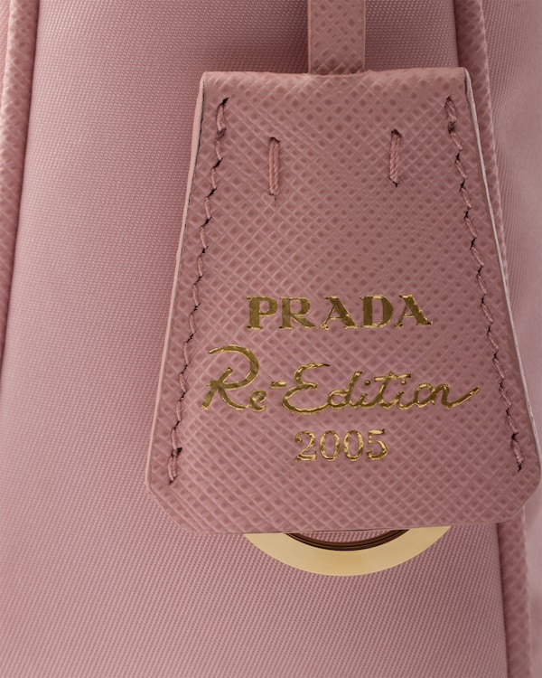 Minibolso Prada Re-Edition 2005 de Re-Nylon - Peach 8 Minibolso Prada Re-Edition 2005 de Re-Nylon - Peach 8