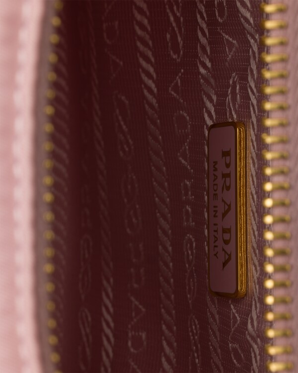 Minibolso Prada Re-Edition 2005 de Re-Nylon - Peach 8 Minibolso Prada Re-Edition 2005 de Re-Nylon - Peach 8