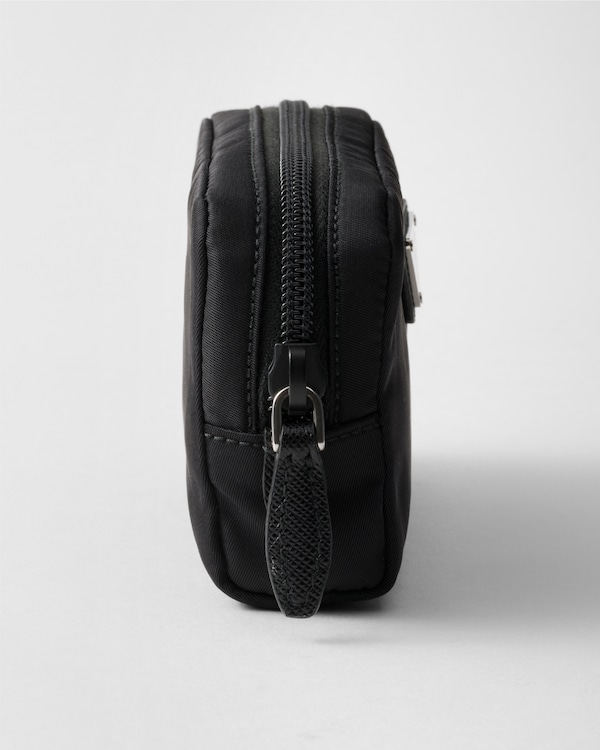 마이크로 리나일론 파우치 - 블랙 마이크로 리나일론 파우치 - 블랙