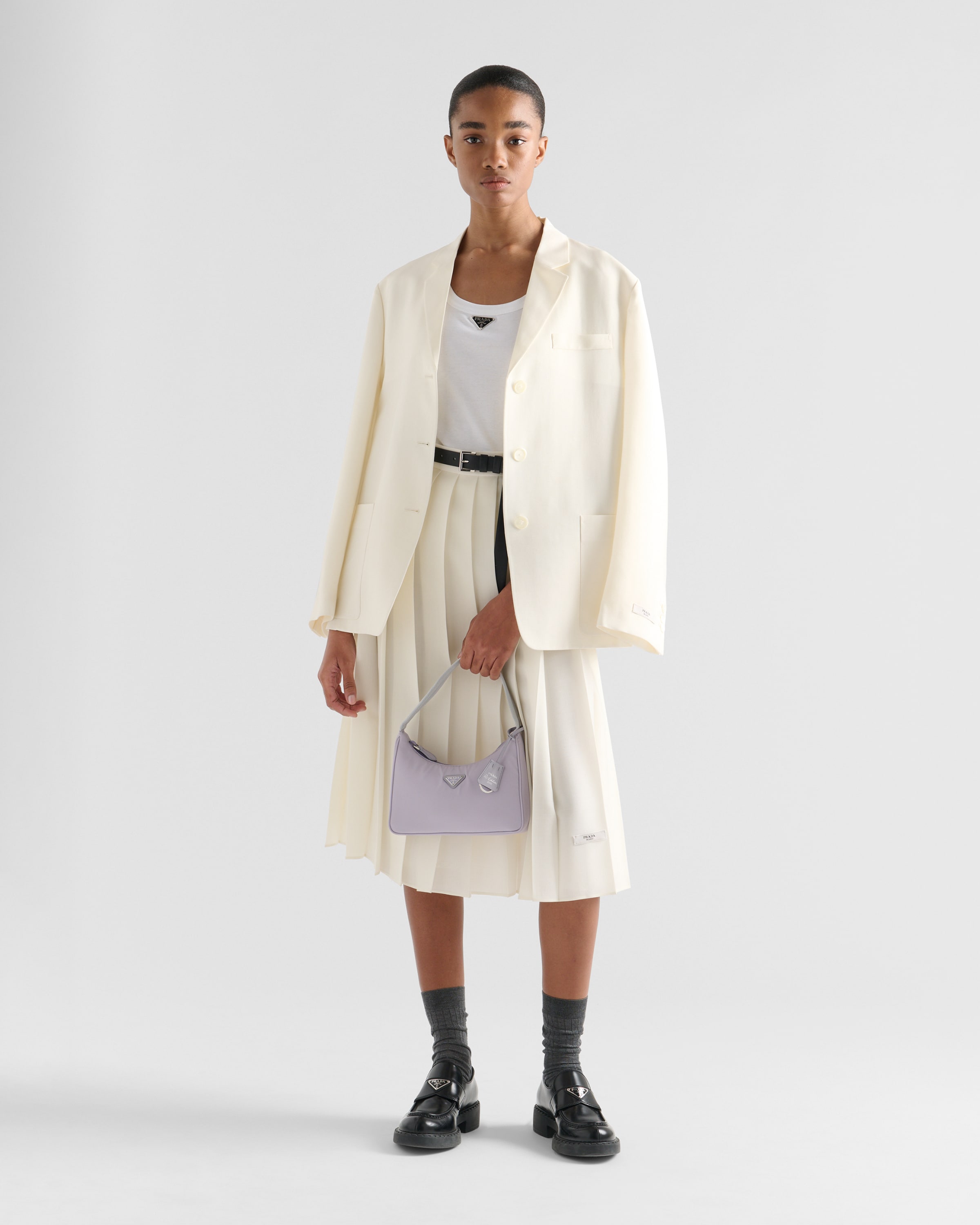 Prada حقيبة Re\u002Dedition 2000 من قماش Re\u002DNylon بحجم صغير 2