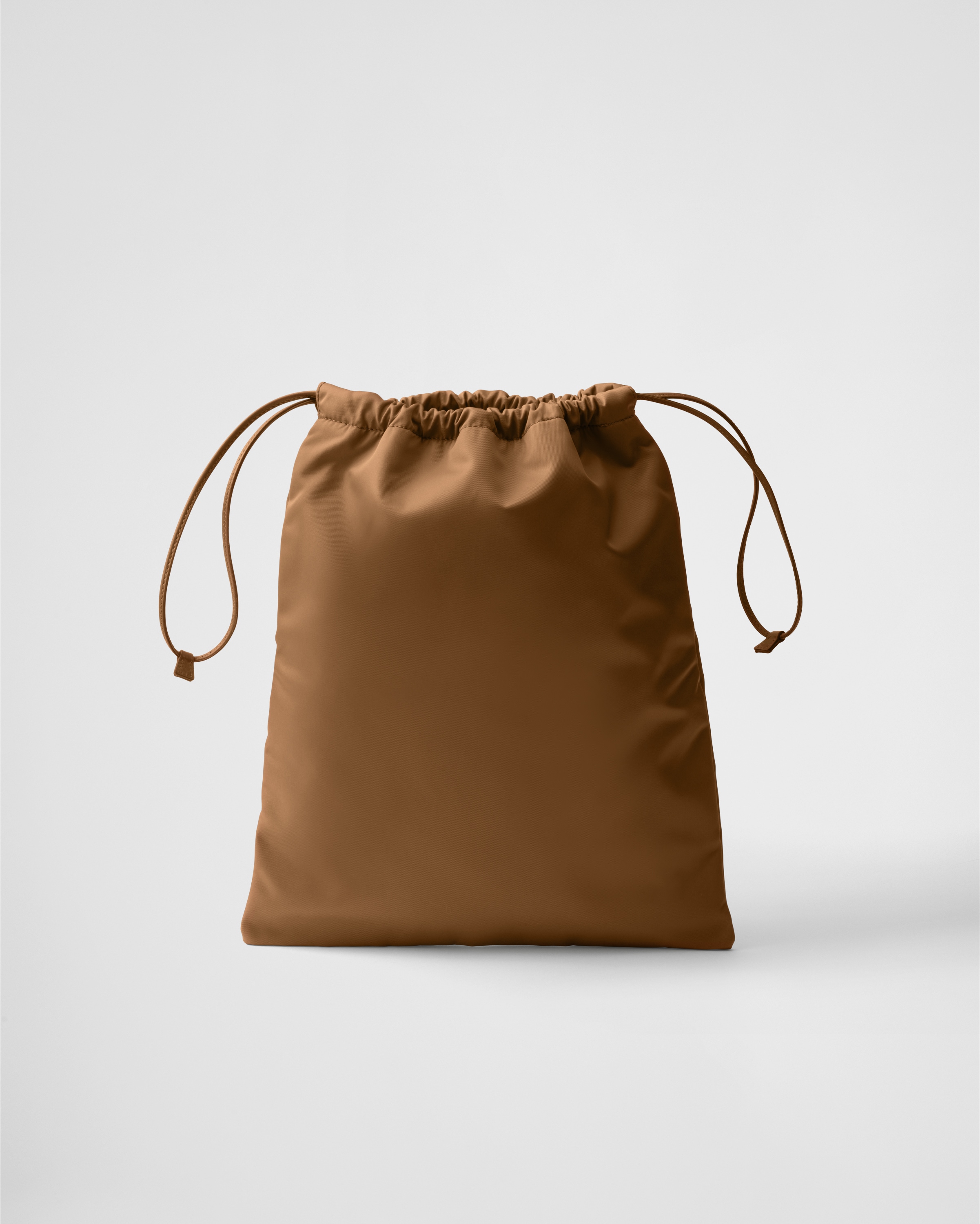 PRADA 関税込 ナプラックパテントレザー バケットバッグ PRADA 関税込み ナプラックパテントレザー バケットバッグ