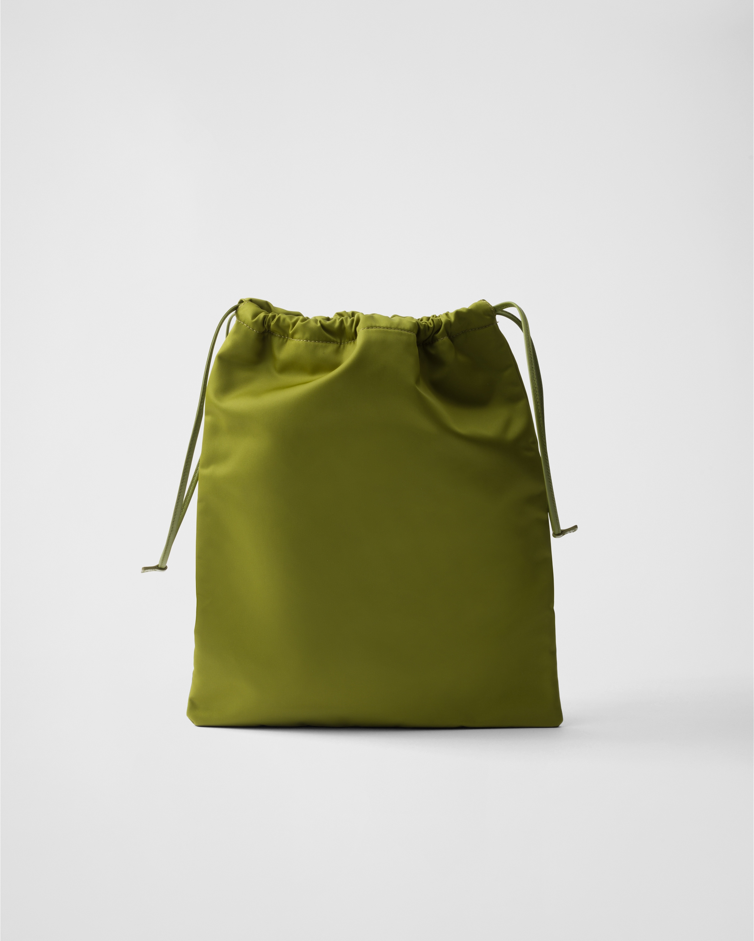 オリーブ Re-Nylon ポーチ | PRADA