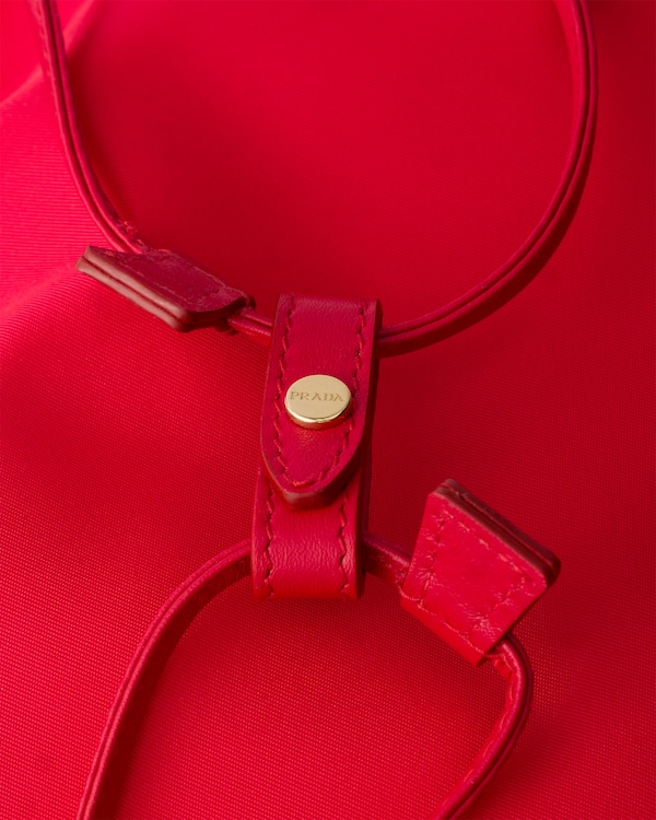 Prada Wish Re-Nylon pouch - Red Prada Wish Re-Nylon pouch - Red