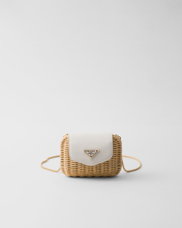 Minibolso de piel y mimbre Minibolso de piel y mimbre