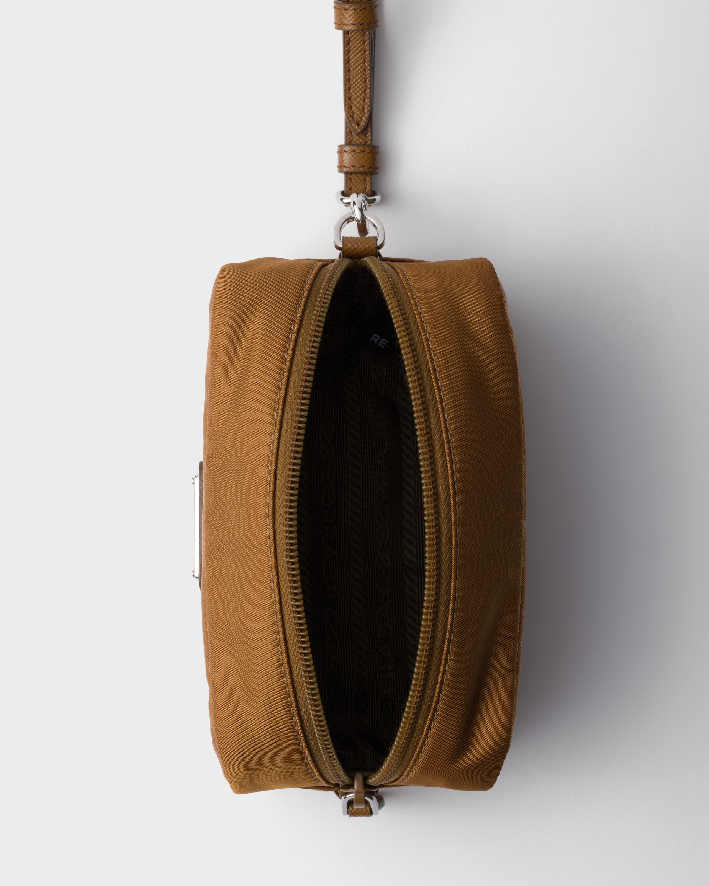 送料関税込!! PRADA Re-Nylon ミニポーチ 1NS175_R067 Brandy Mini Re-Nylon pouch | PRADA