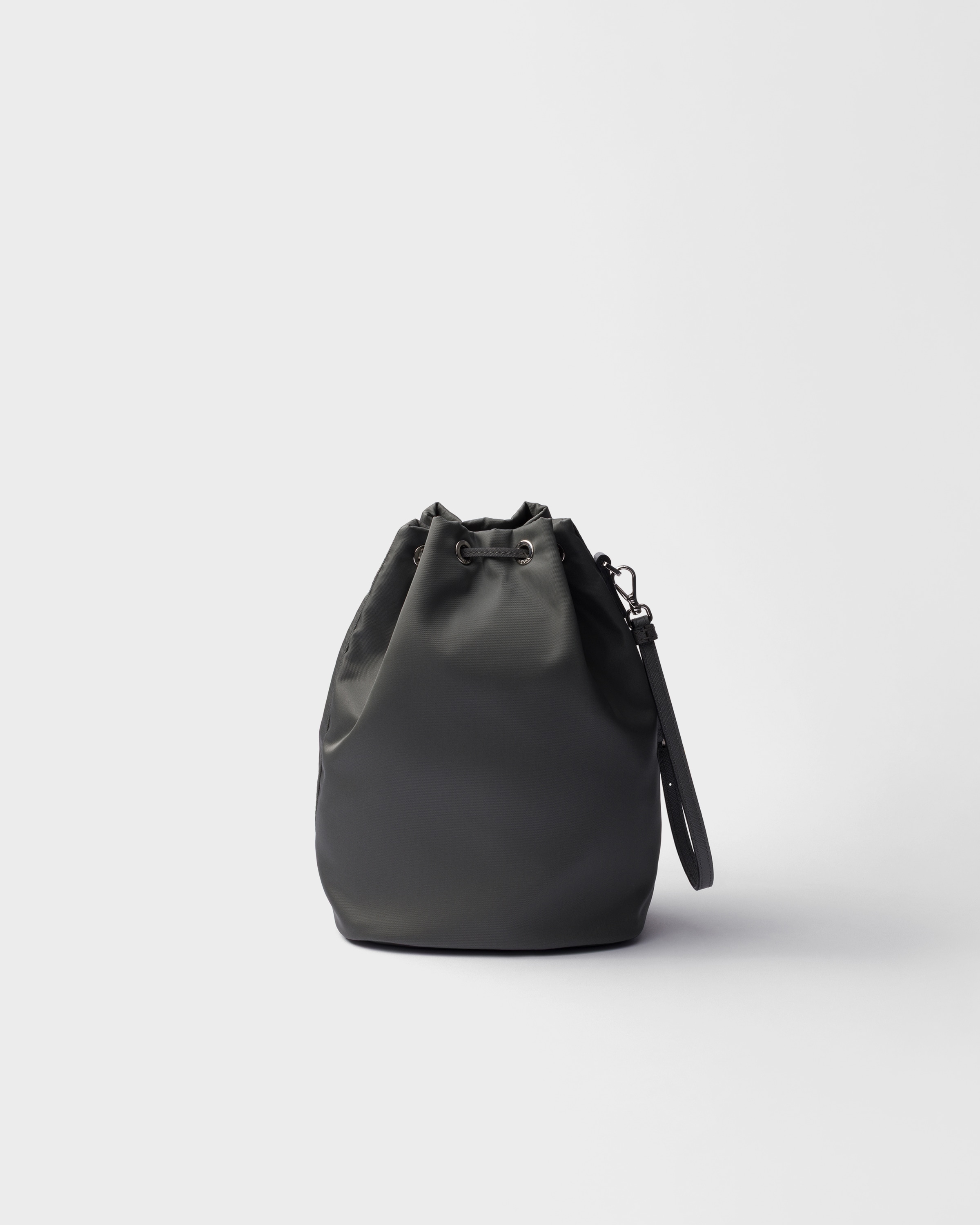 正規品★PRADA Re-Nylon フードベスト SGB461【50】 2024年 秋冬 PRADA プラダ ダウンベスト Re-Nylon フード付 黒/サンド