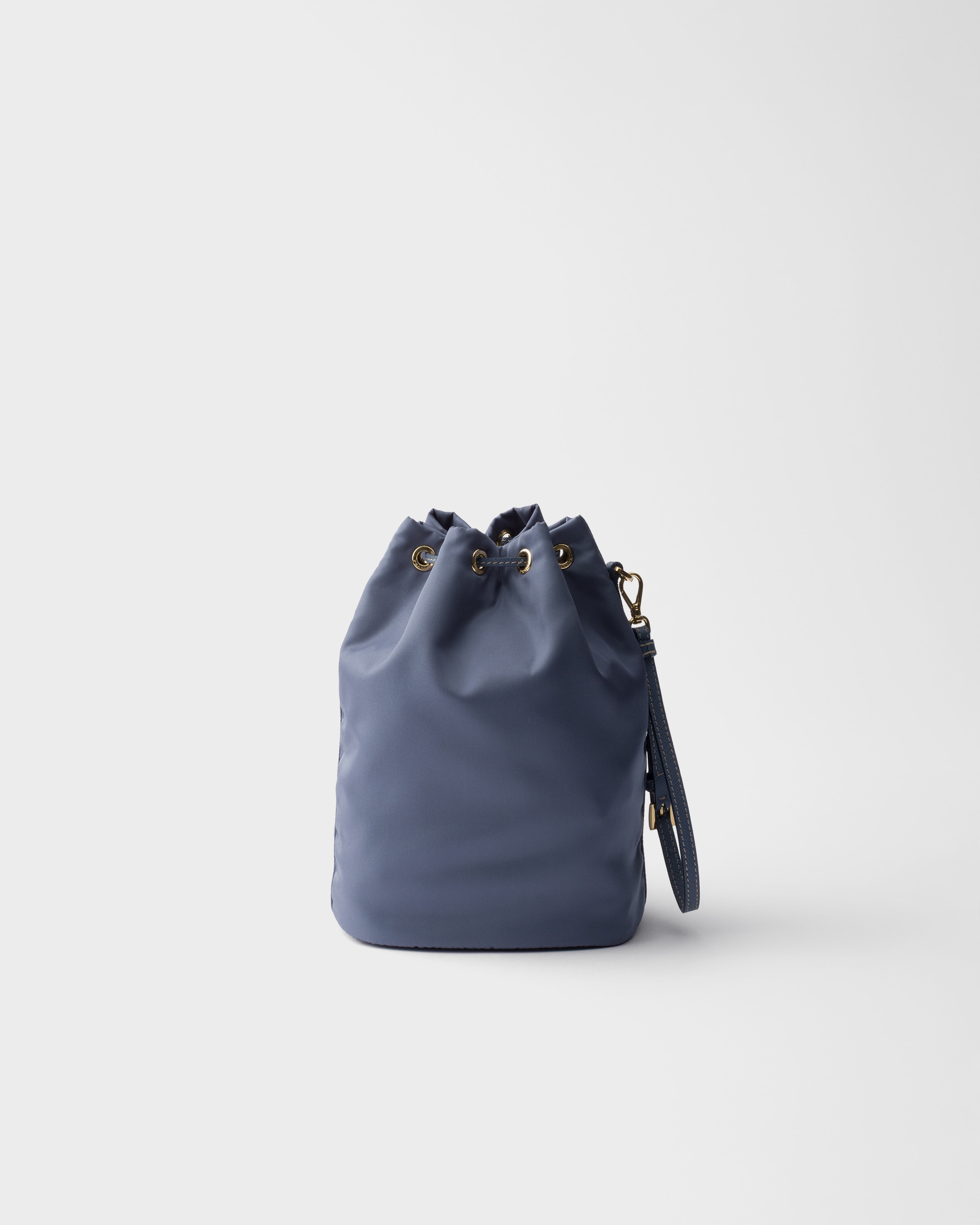アビエーションブルー Re-Nylon ポーチ | PRADA - 日本