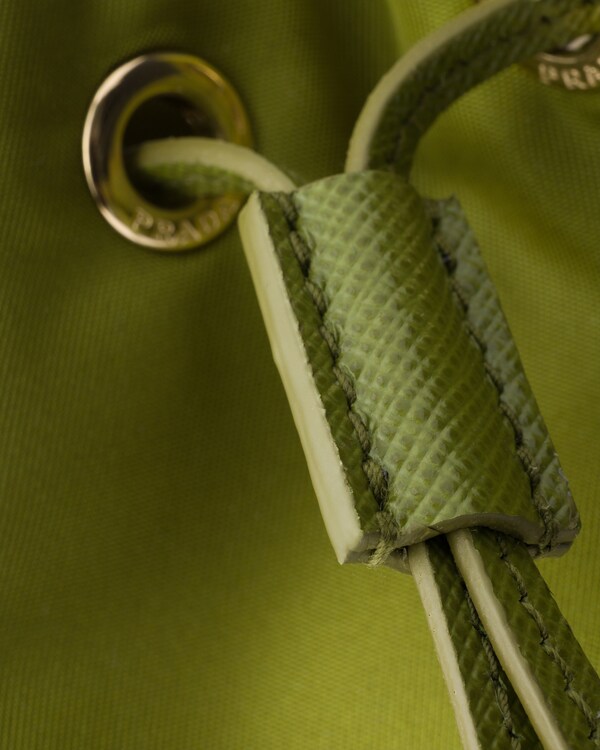 Re-Nylon pouch - Ivy Green Re-Nylon pouch - Ivy Green
