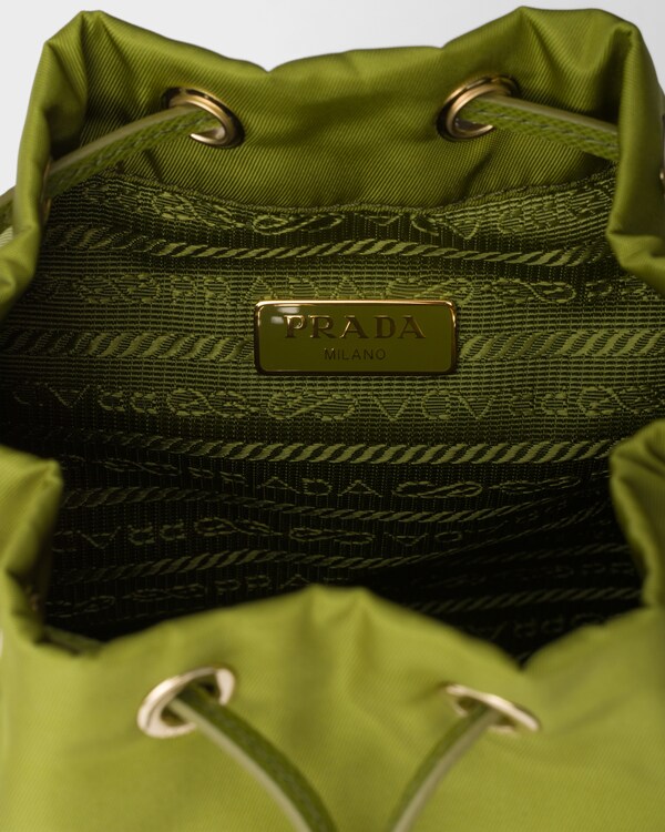 Re-Nylon pouch - Ivy Green Re-Nylon pouch - Ivy Green