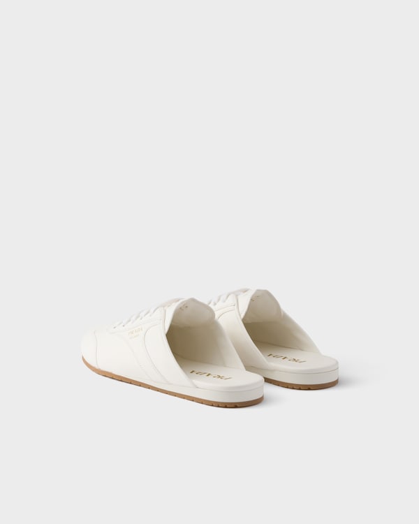 سنيكيرز بكعب عالٍ من جلد النابا - عاجي سنيكيرز بكعب عالٍ من جلد النابا - عاجي