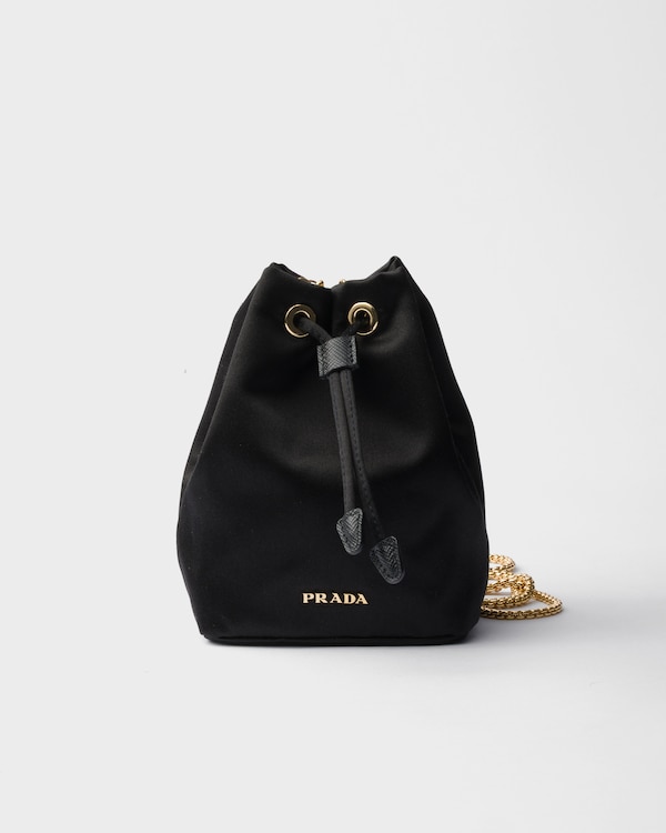Satin pouch - Negro Satin pouch - Negro