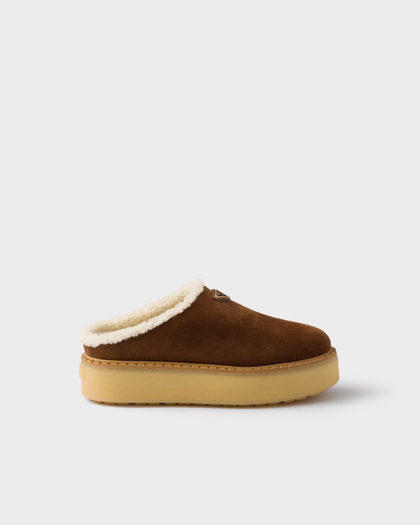 Suede slippers Suede slippers