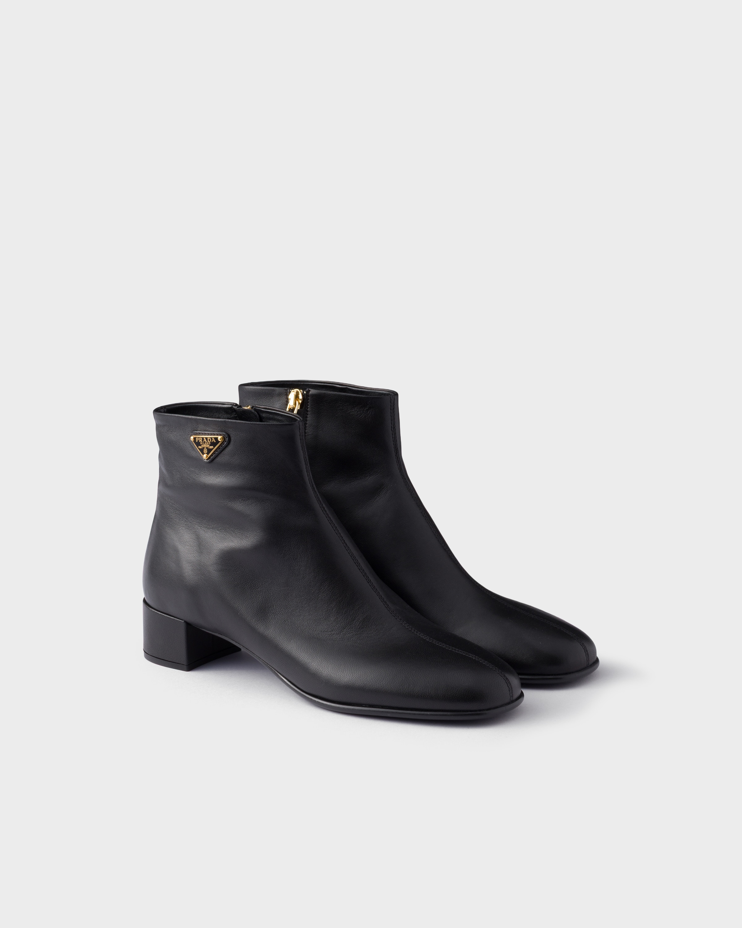 Prada Stiefeletten Aus Nappa-leder In Black