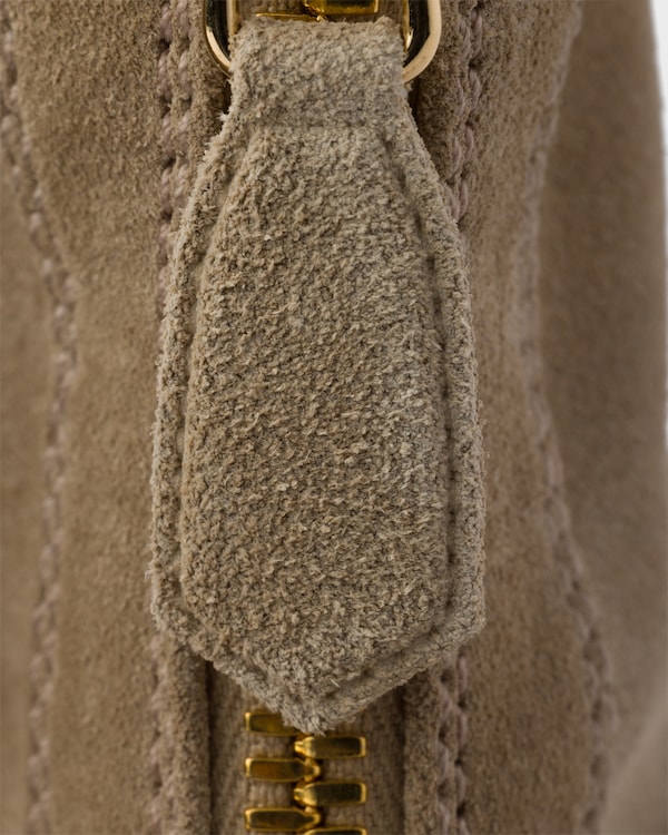 Bottines en veau velours avec fermeture à glissière Bottines en veau velours avec fermeture à glissière