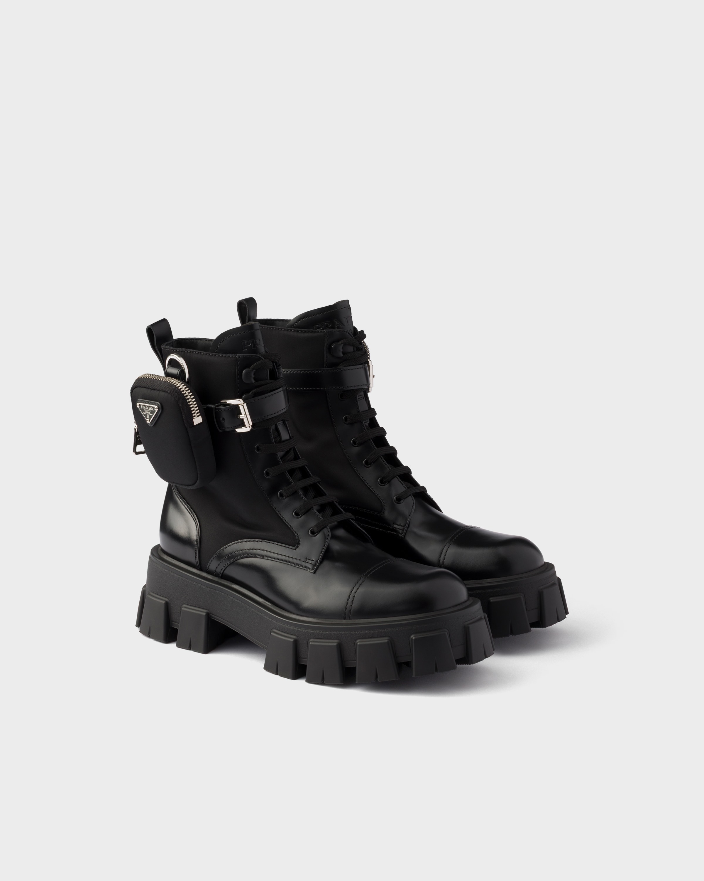 #//# PRADA プラダモノリス コンバットブーツ26.0cm Black Monolith Leather And Re-nylon Booties With Pouch | PRADA