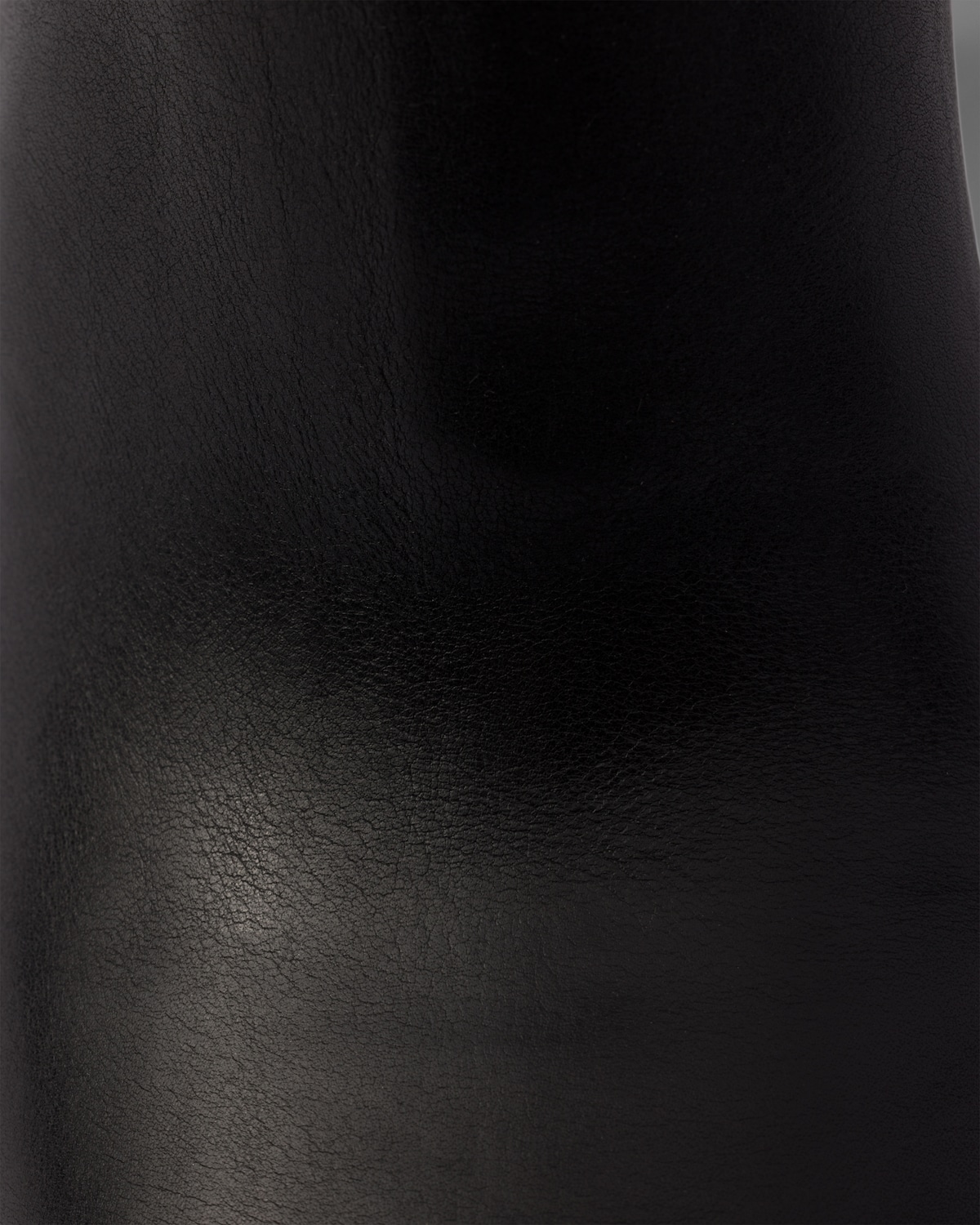 BLKY LOW BSKT LEATHER / BLK/BLK