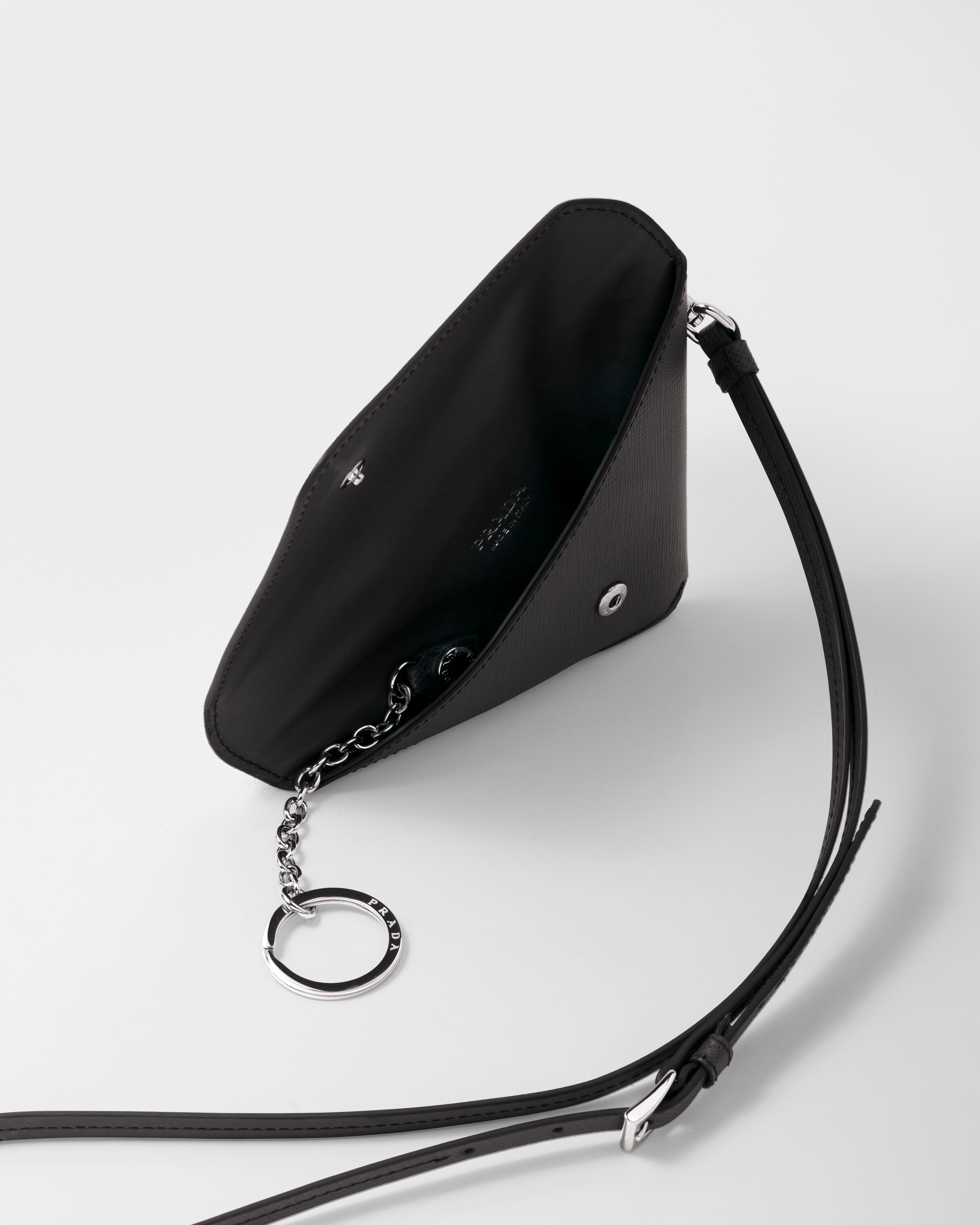 Prada Saffiano leather keychain trick 3