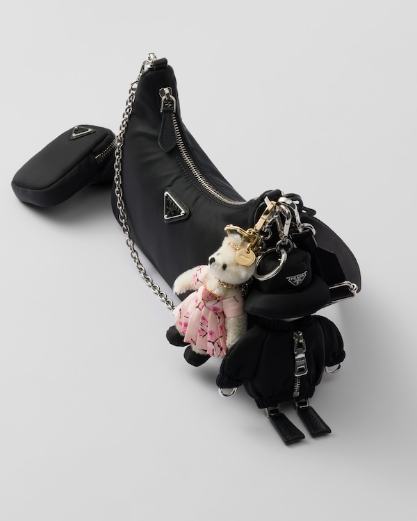 سلسلة مفاتيح بحلية متدلية من قماش رينايلون بتصميم روبوت ناعم مع حزام كتف - أسود