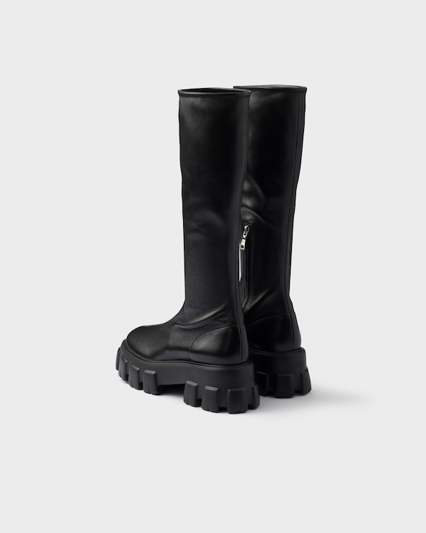 プラダ モノリス ストレッチナッパレザー ブーツ - ブラック プラダ モノリス ストレッチナッパレザー ブーツ - ブラック