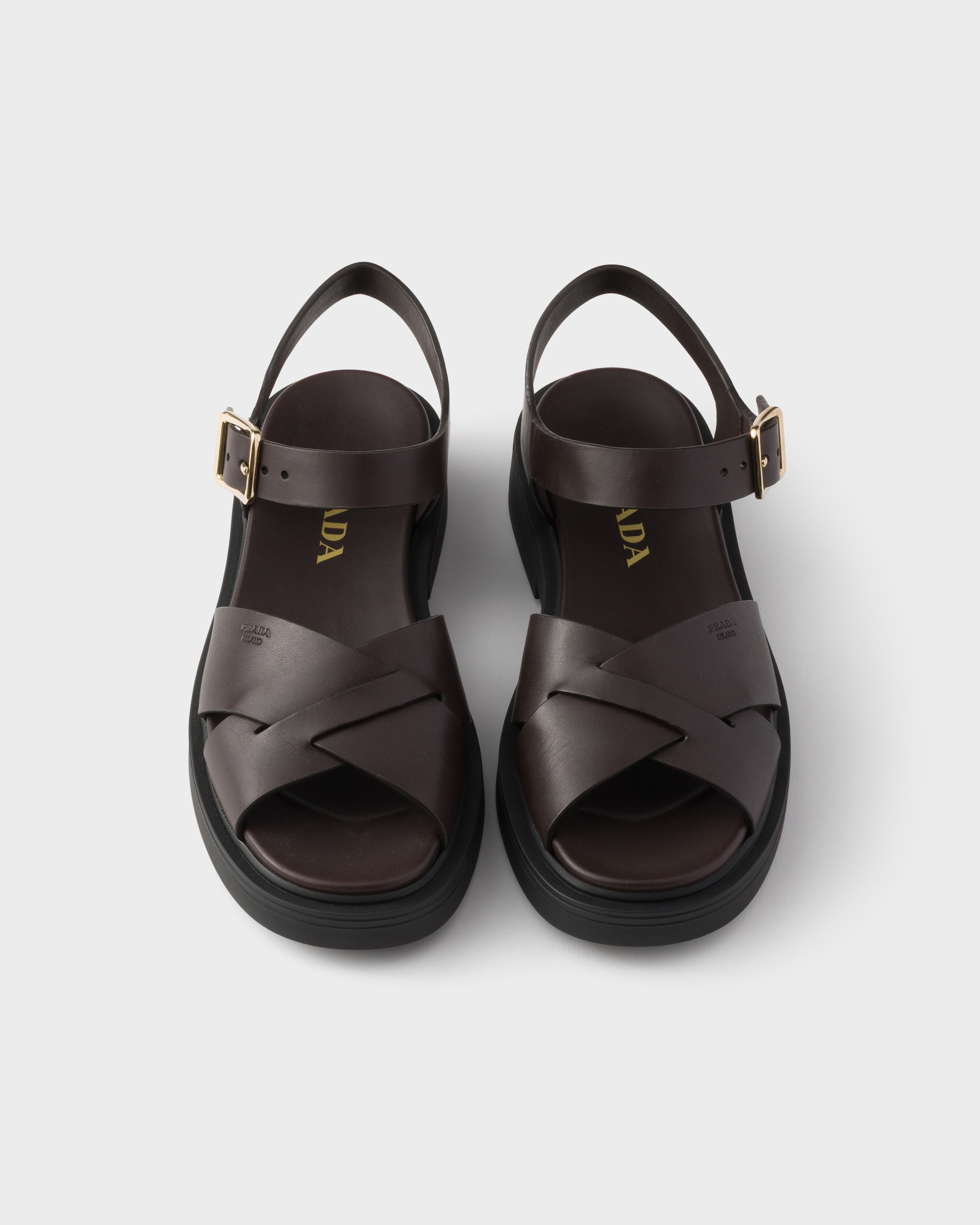 ダークブラウン レザー サンダル | PRADA - 日本