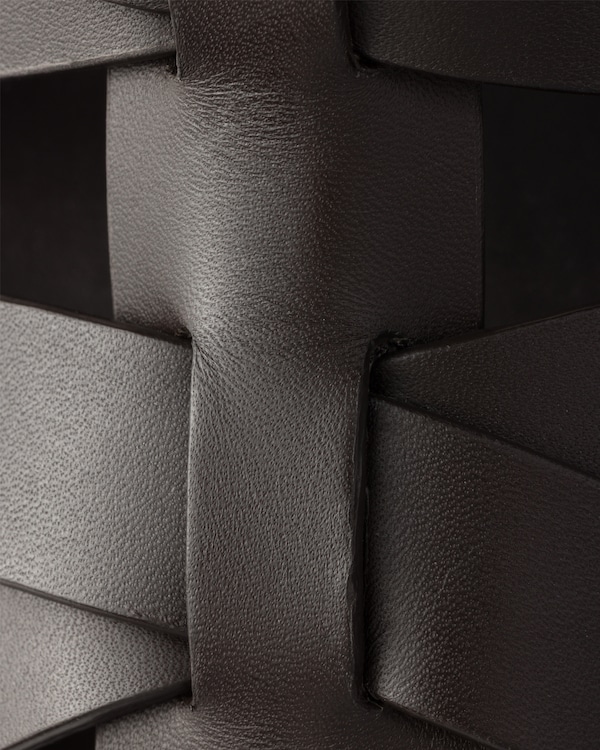 レザー フィッシャーマンズ サンダル - ダークブラウン レザー フィッシャーマンズ サンダル - ダークブラウン