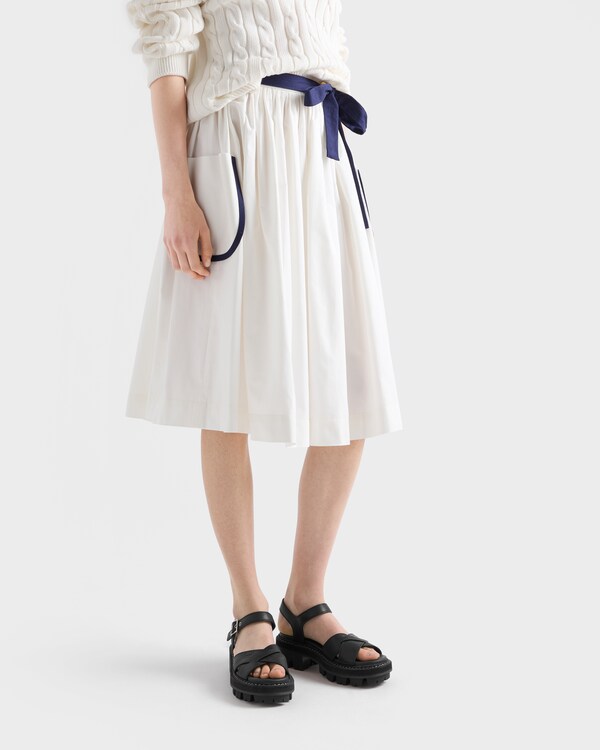 皮革涼鞋 - 黑色 皮革涼鞋 - 黑色