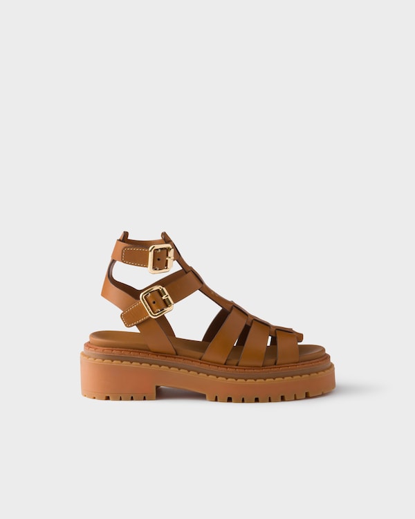 Sandales en cuir avec brides à la cheville Sandales en cuir avec brides à la cheville